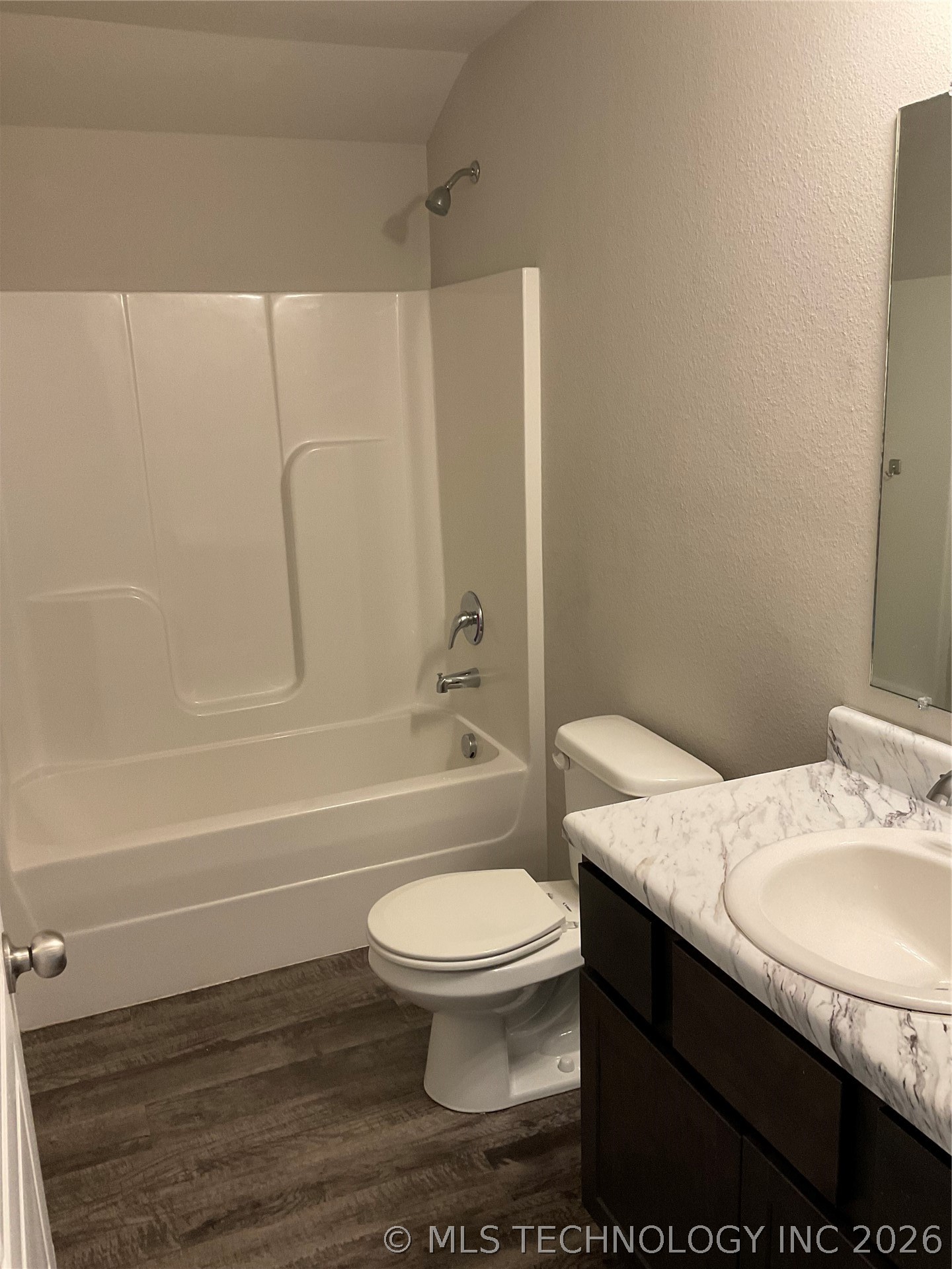 7514 E 160th Place S Property Photo 18