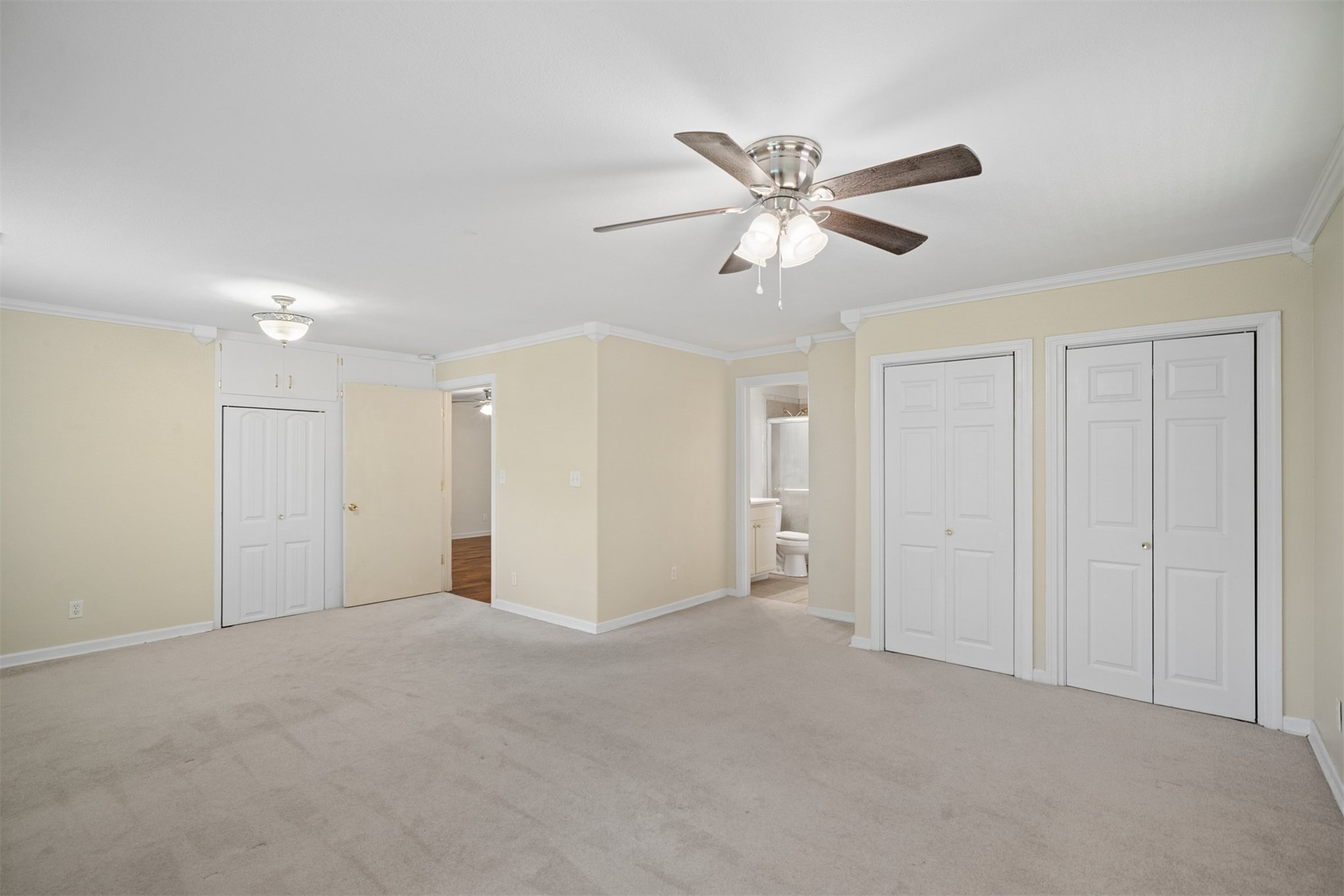 5247 S Columbia Avenue Property Photo 29
