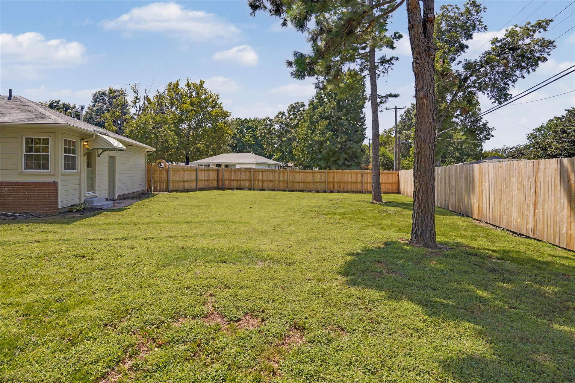 5249 S Saint Louis Avenue Property Photo 31