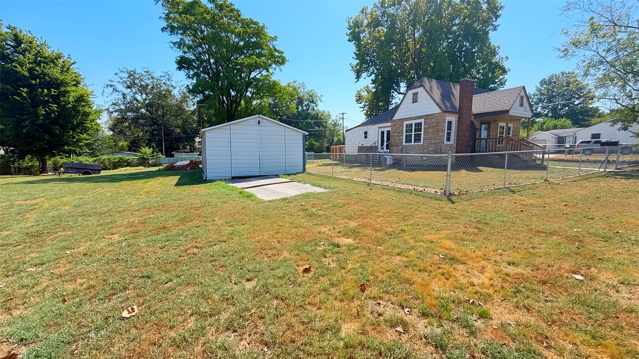 1301 N Allegheny Avenue Property Photo 3
