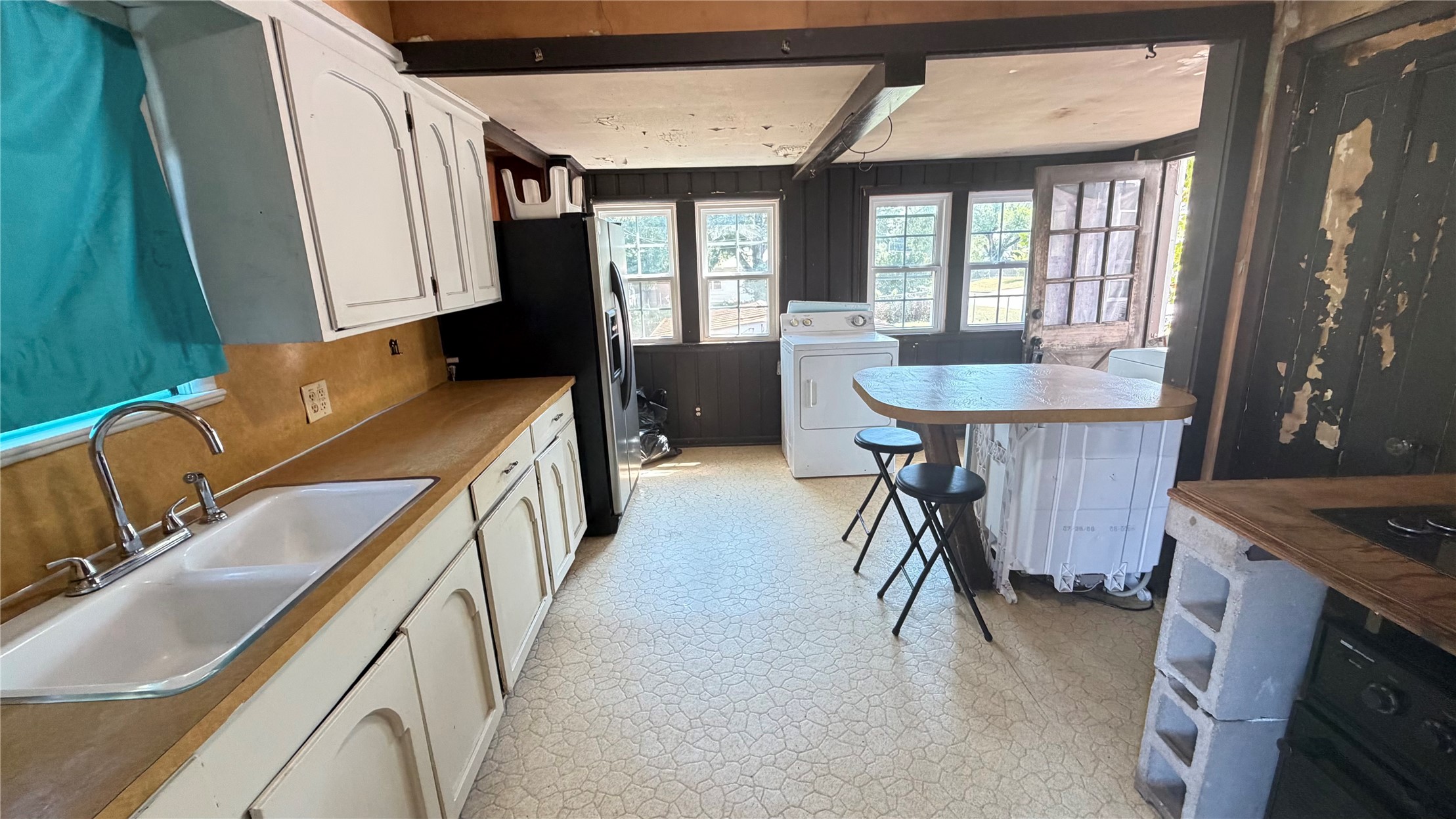 1301 N Allegheny Avenue Property Photo 14