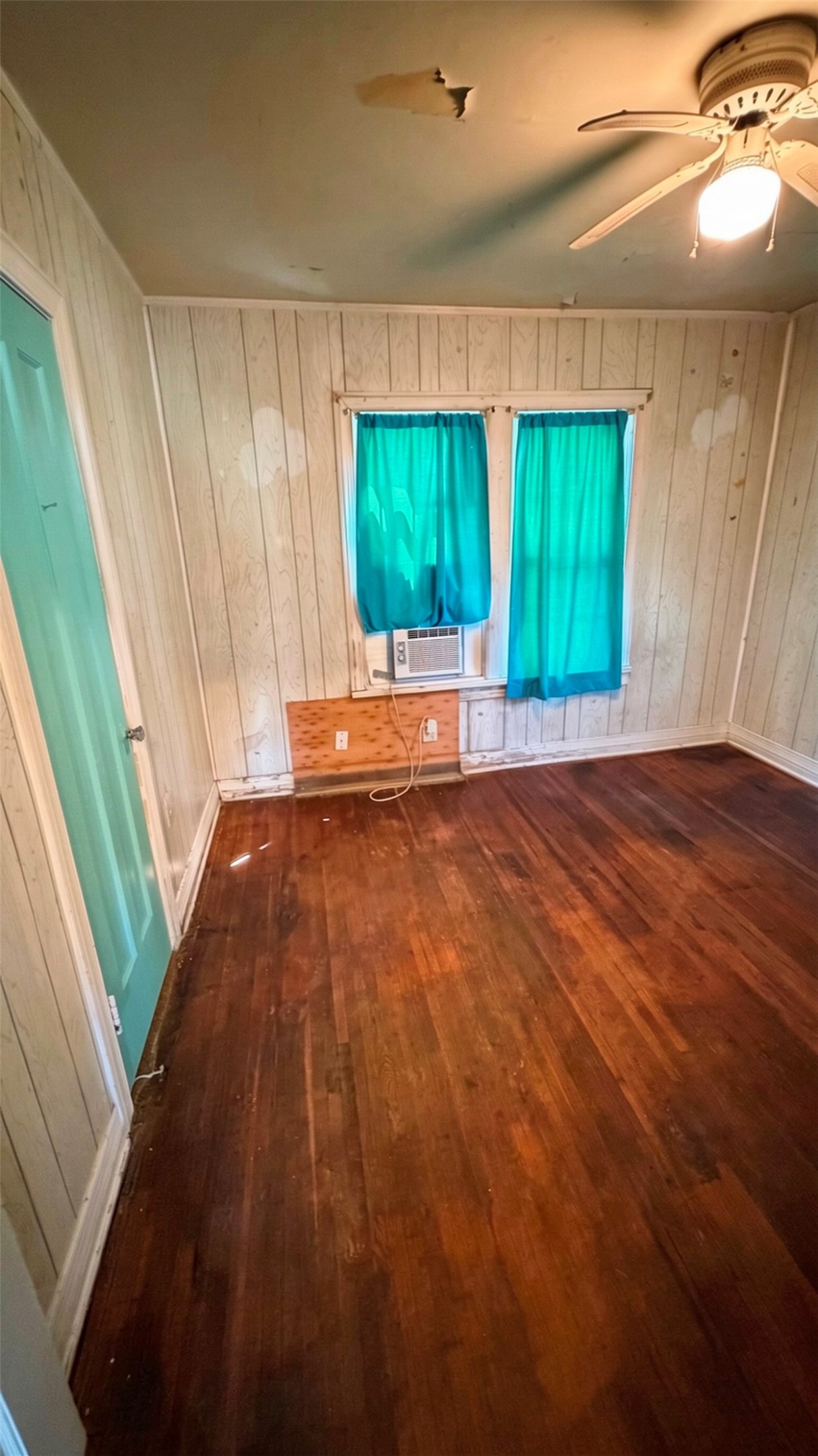 1301 N Allegheny Avenue Property Photo 24