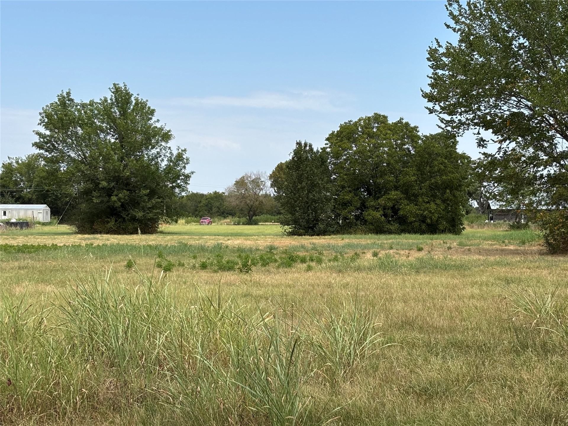 Hendrix Road Property Photo 5