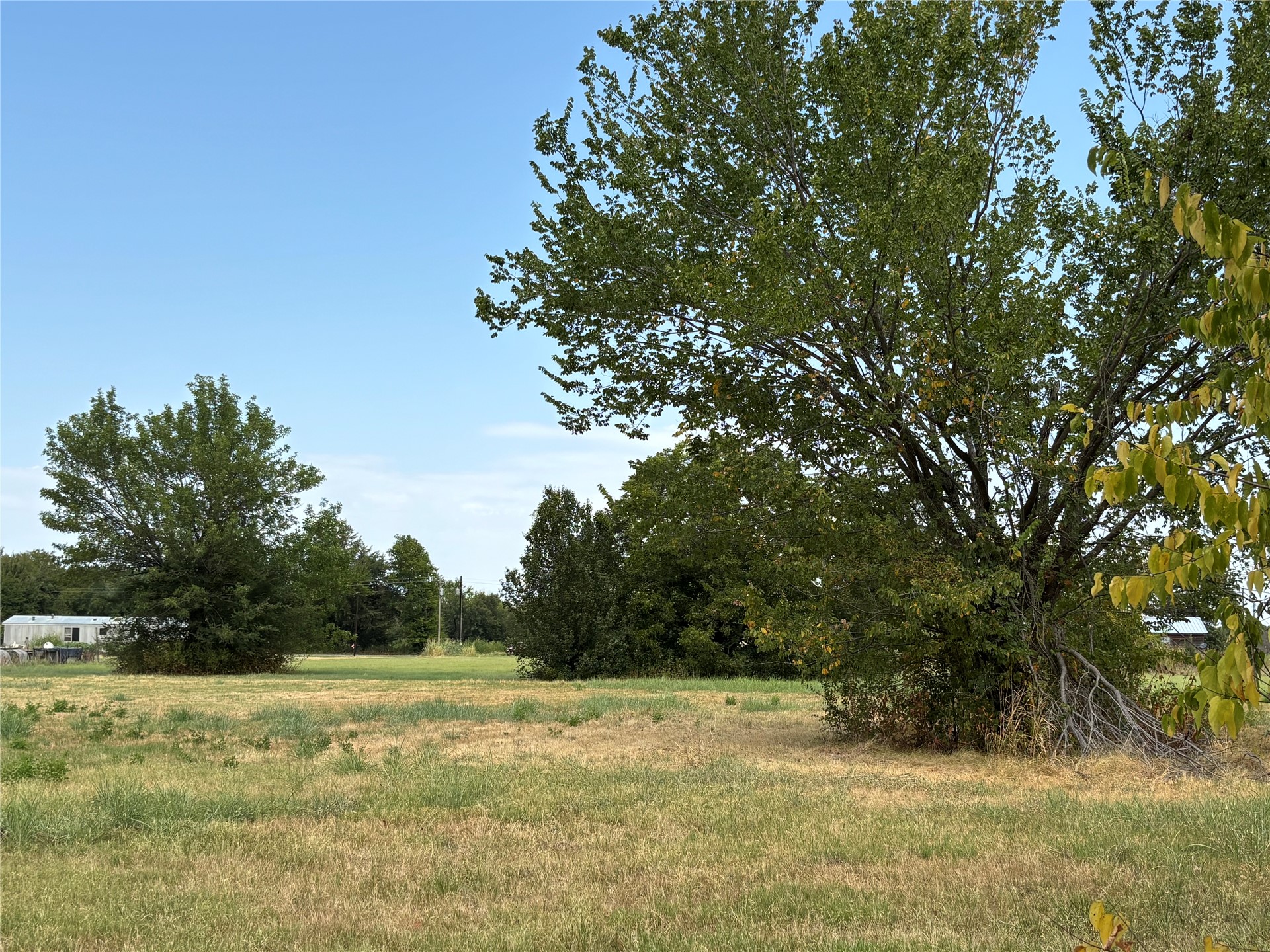 Hendrix Road Property Photo 9