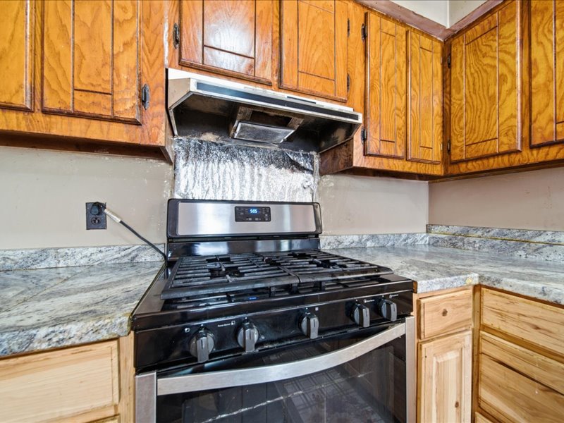 8055 E 585 Property Photo 11