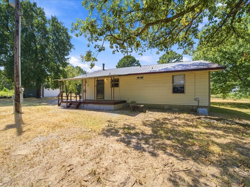 8055 E 585 Property Photo 22