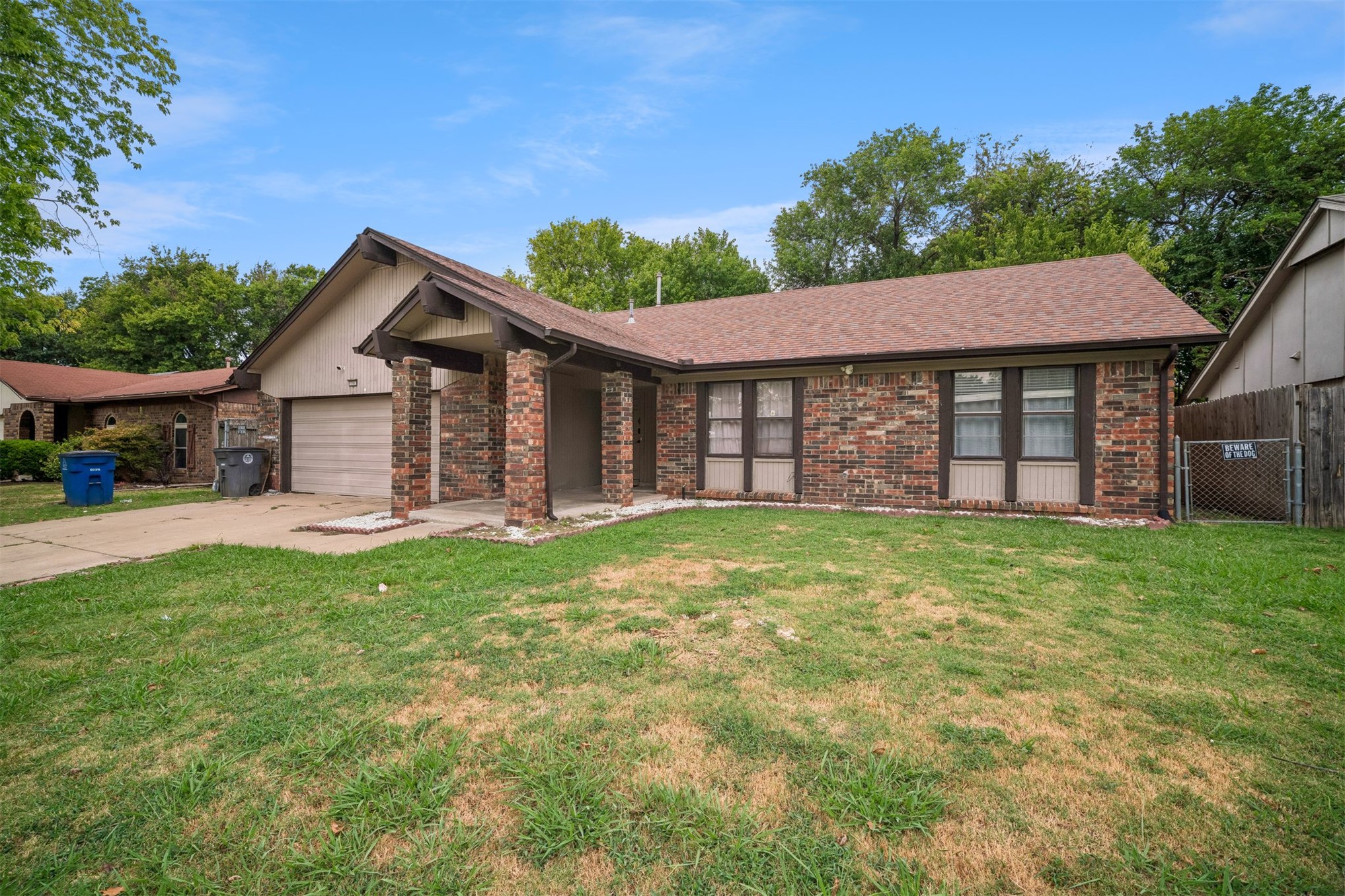 11913 E 38th Place Property Photo 2