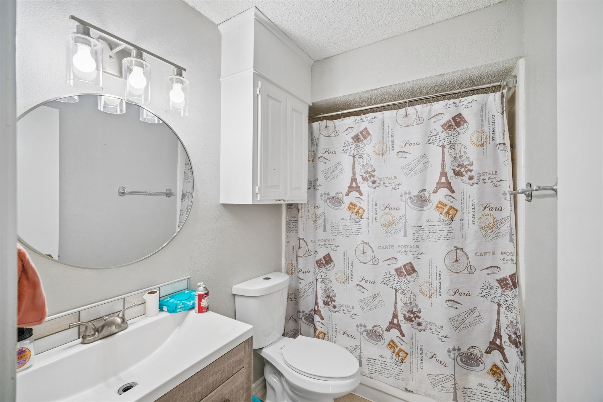 11913 E 38th Place Property Photo 19