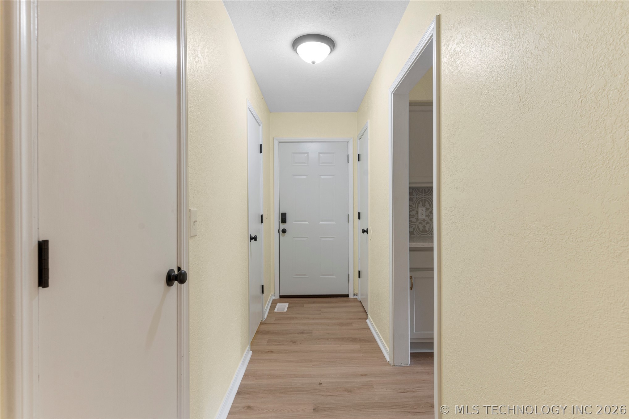 3227 S Allegheny Avenue Property Photo 10