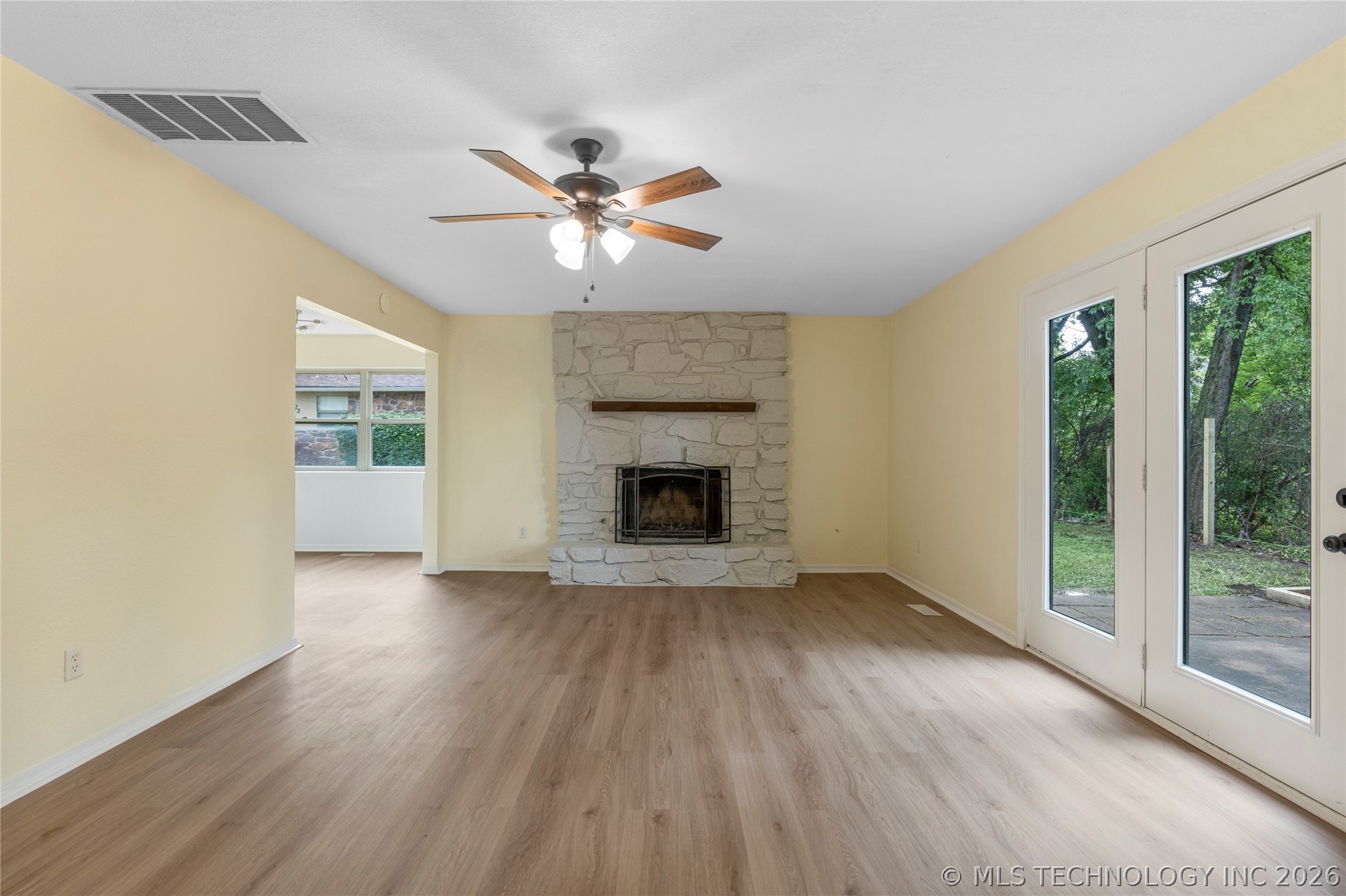 3227 S Allegheny Avenue Property Photo 11