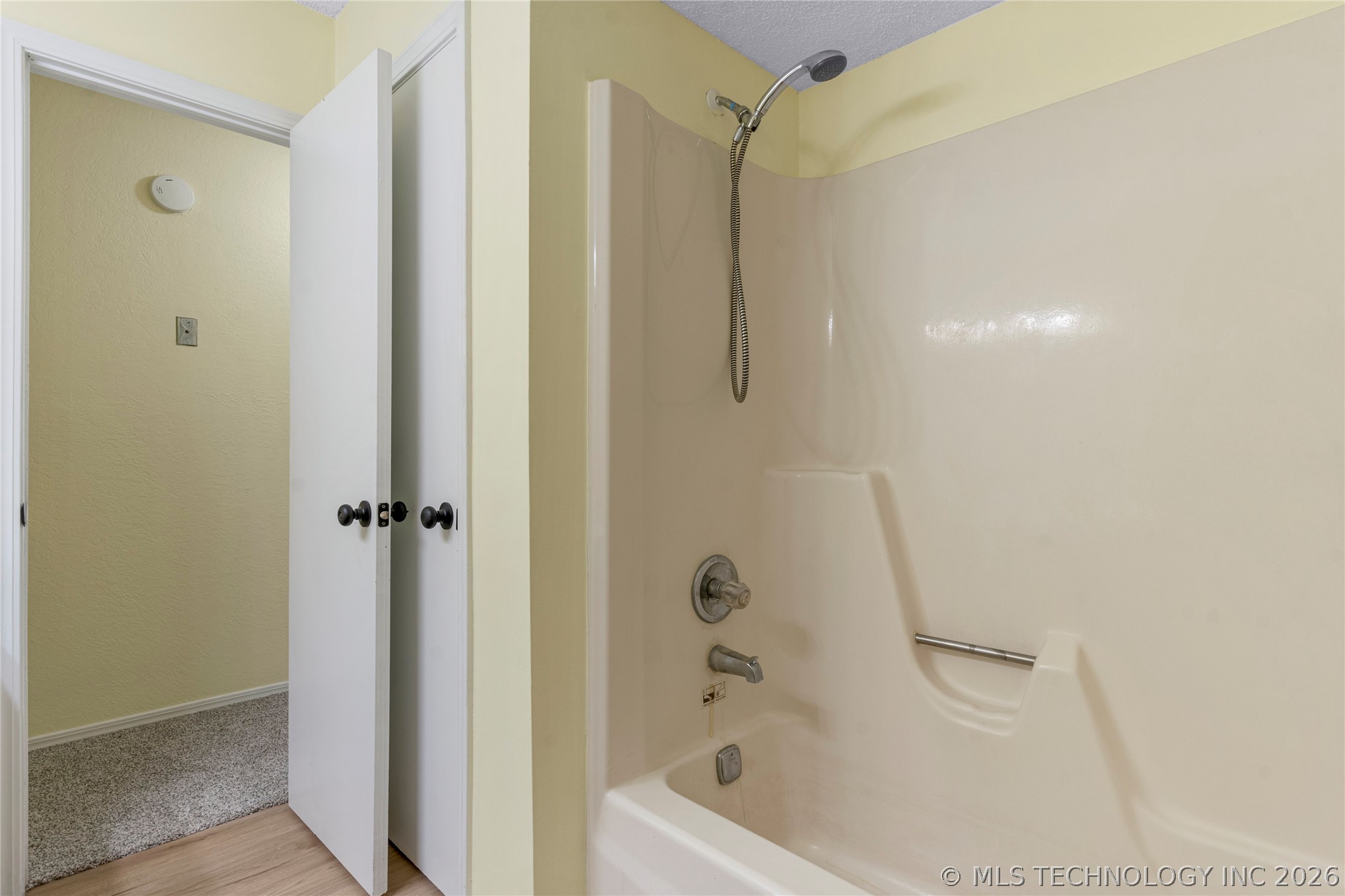 3227 S Allegheny Avenue Property Photo 21