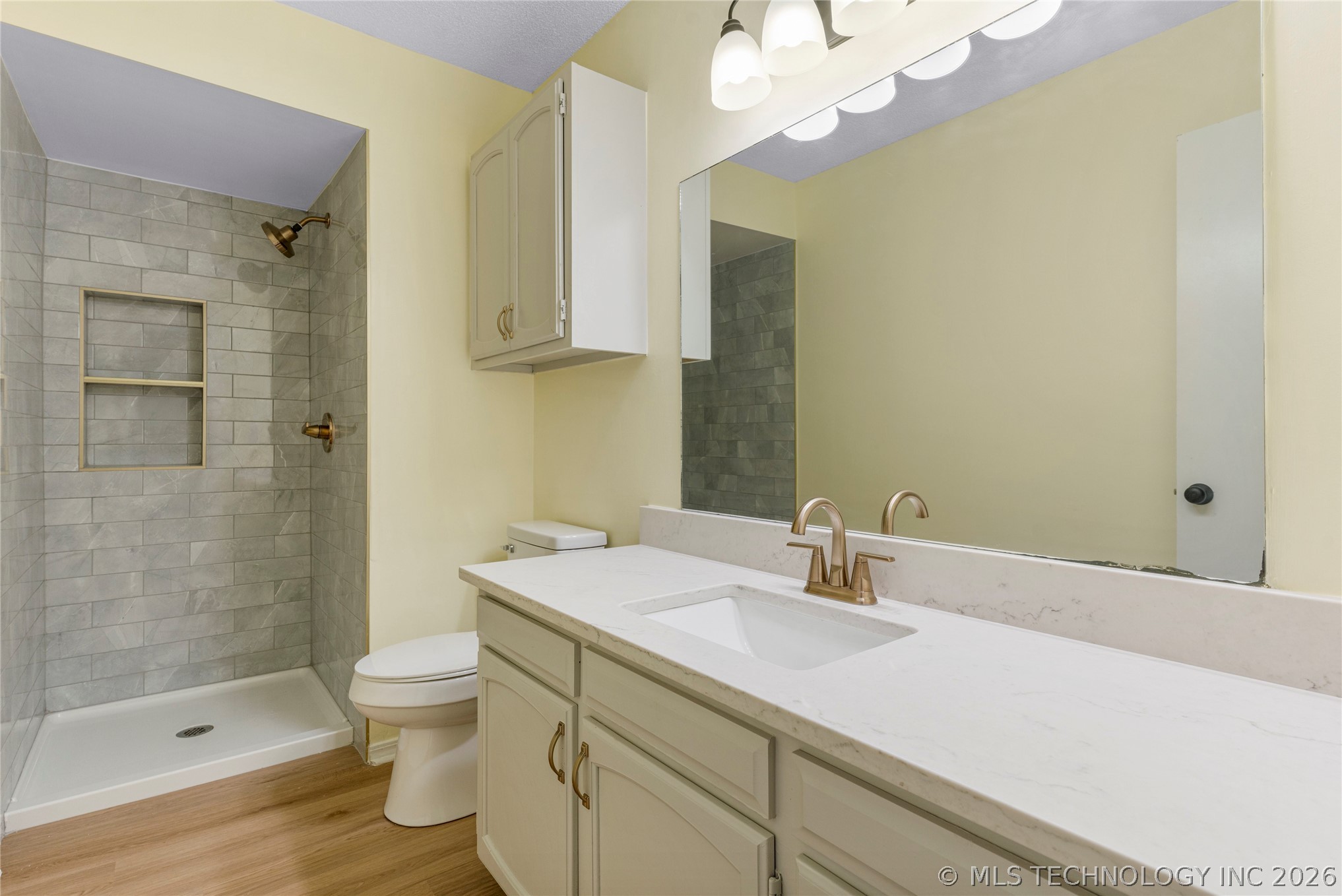 3227 S Allegheny Avenue Property Photo 25