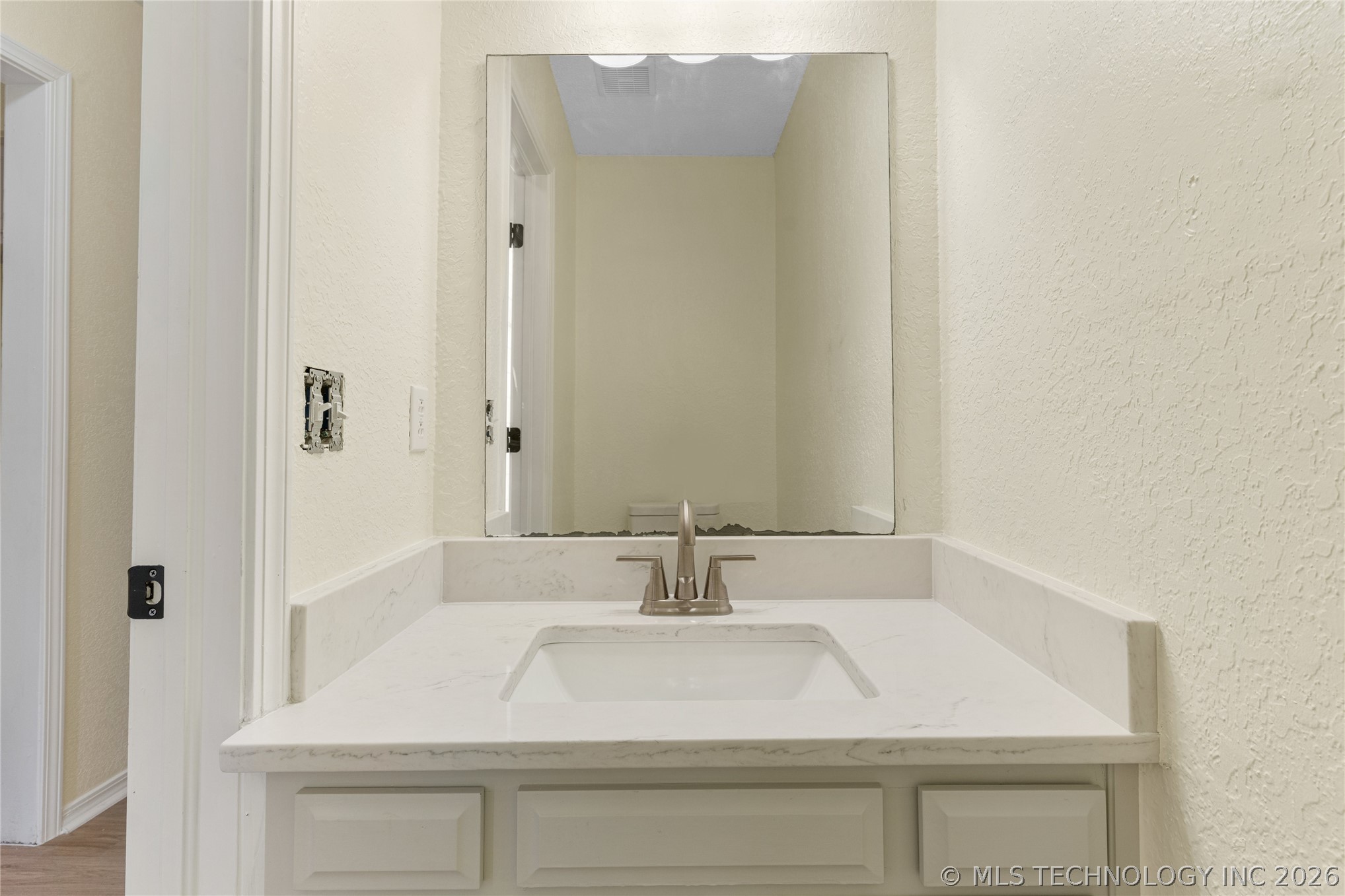 3227 S Allegheny Avenue Property Photo 31