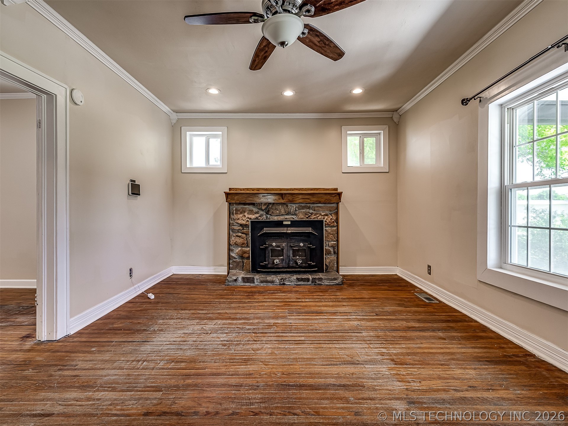 15115 E 136th Street Property Photo 9