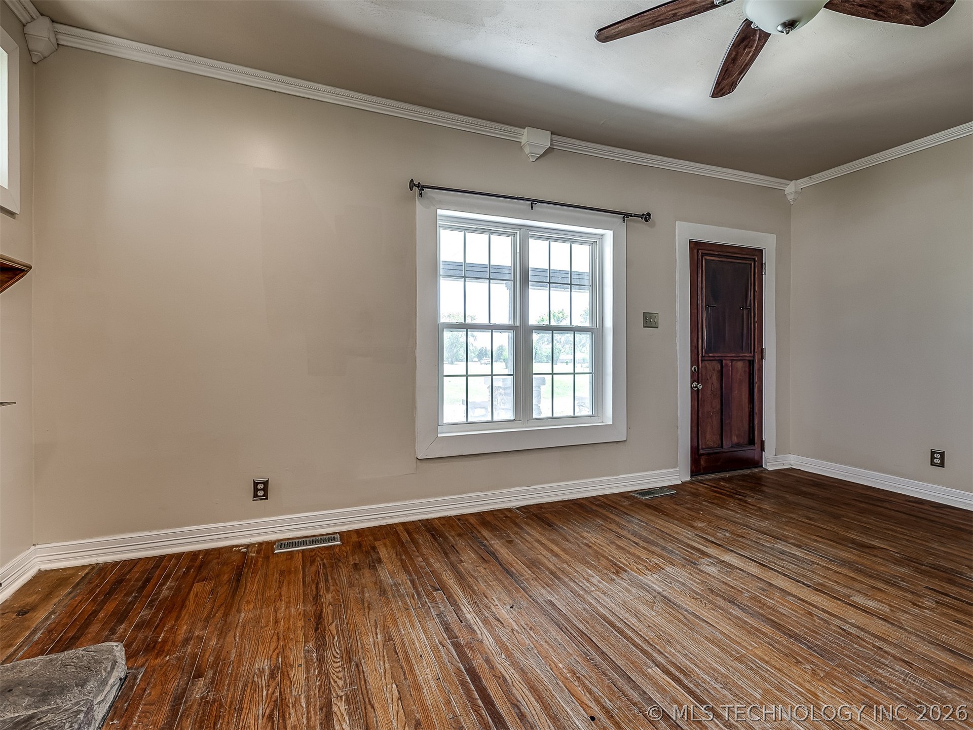 15115 E 136th Street Property Photo 11