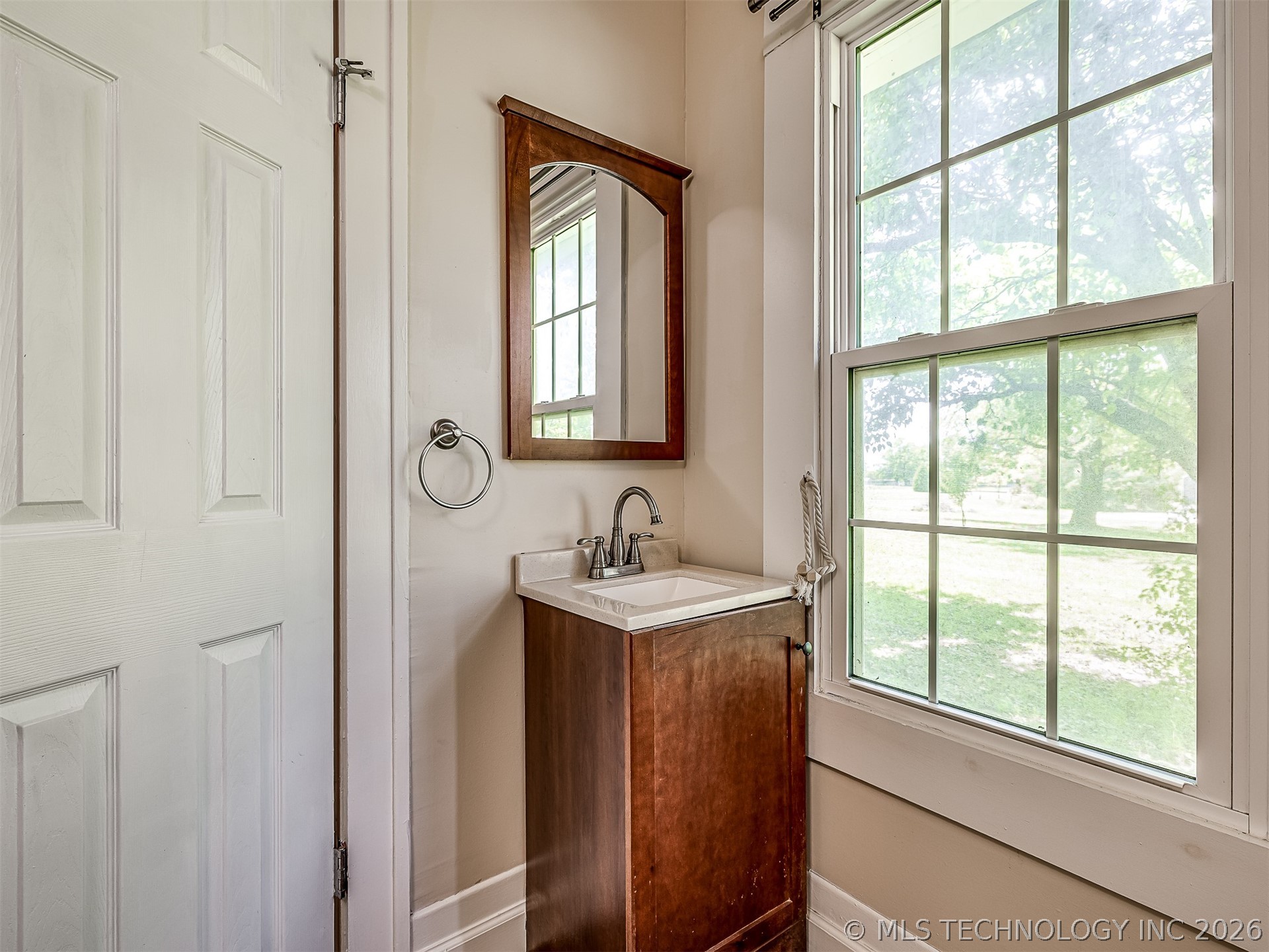 15115 E 136th Street Property Photo 38