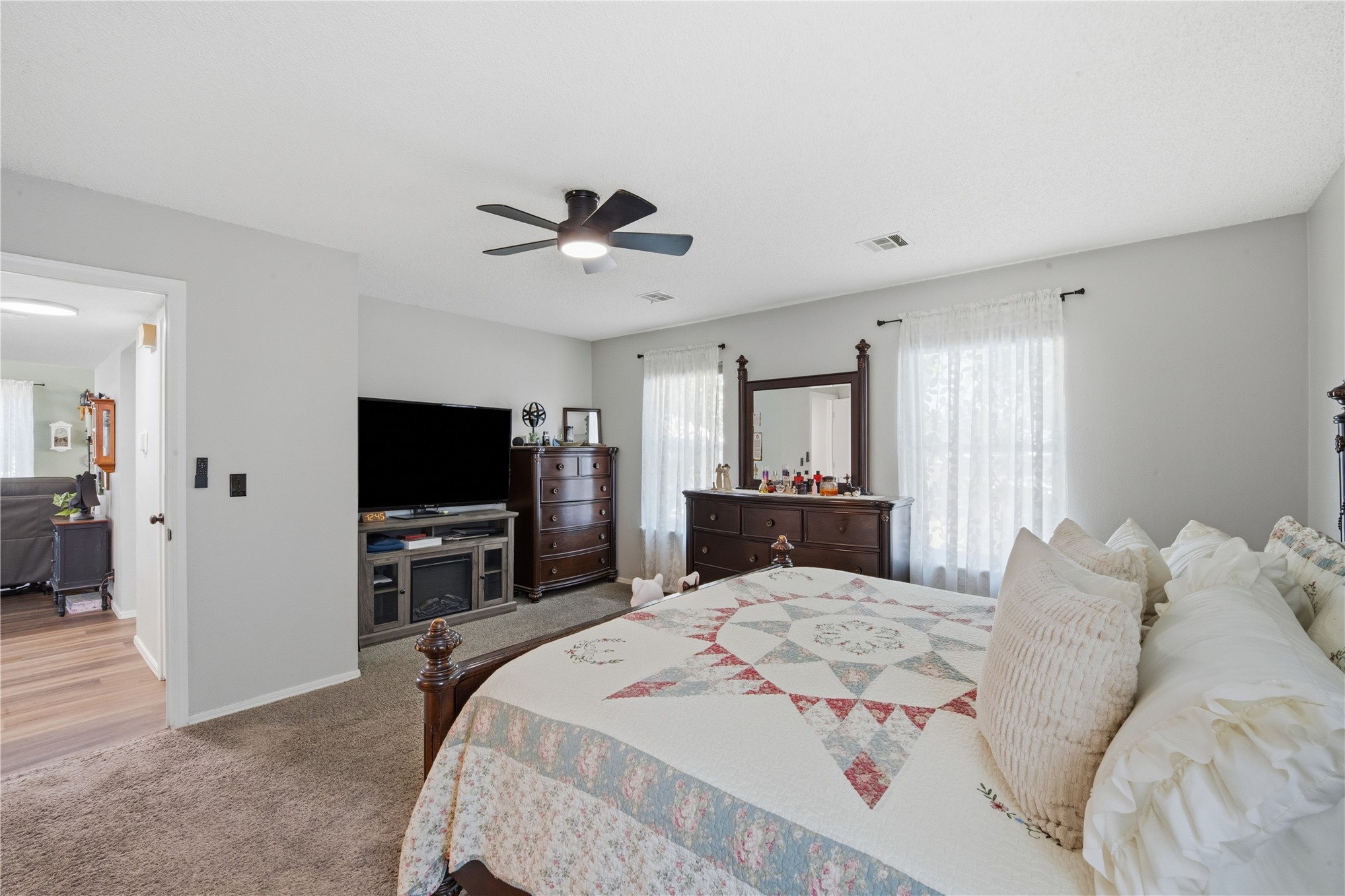 5438 Clearview Drive Property Photo 18