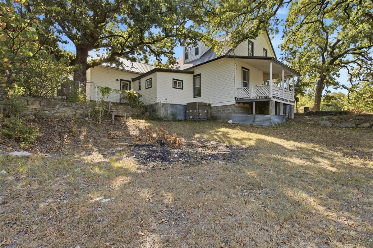 407 Seven Springs Property Photo 32