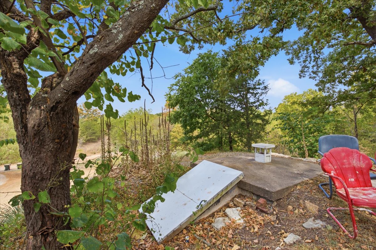 407 Seven Springs Property Photo 33
