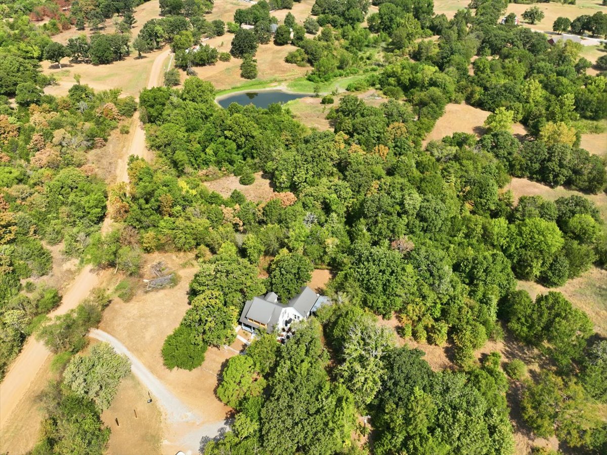 407 Seven Springs Property Photo 43