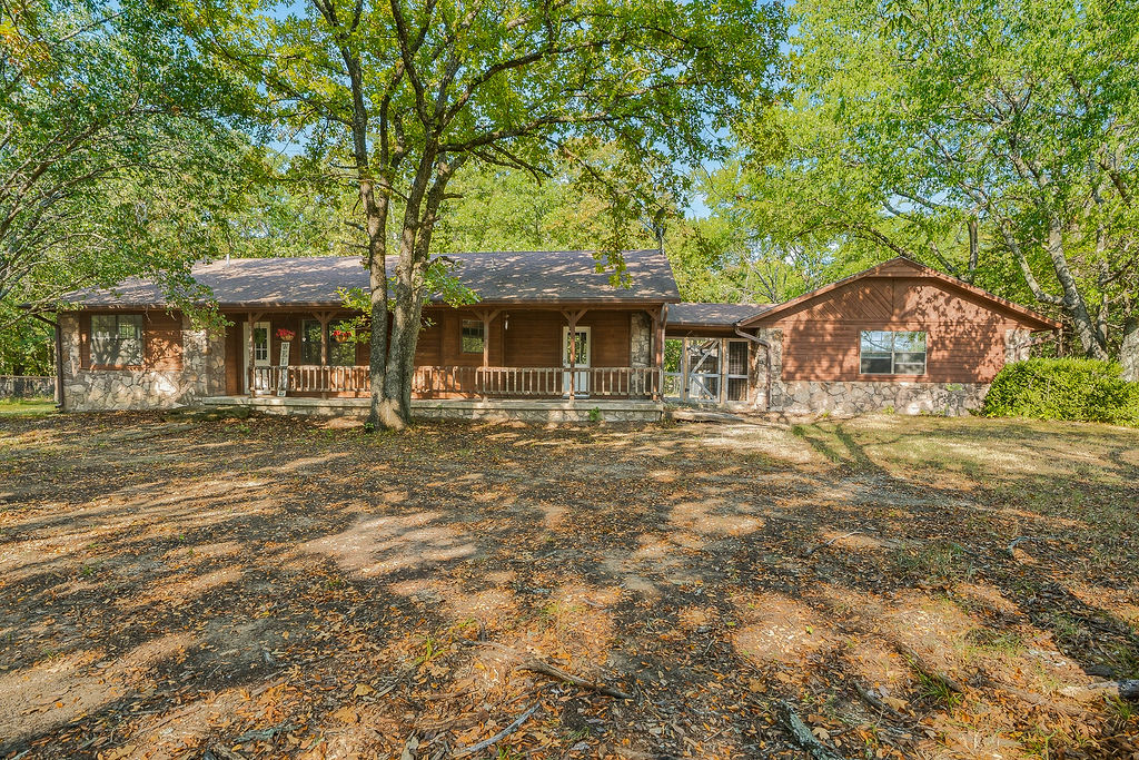 16771 County Road 3547 Property Photo 1