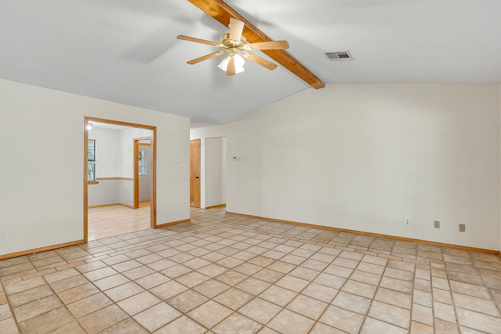 16771 County Road 3547 Property Photo 9