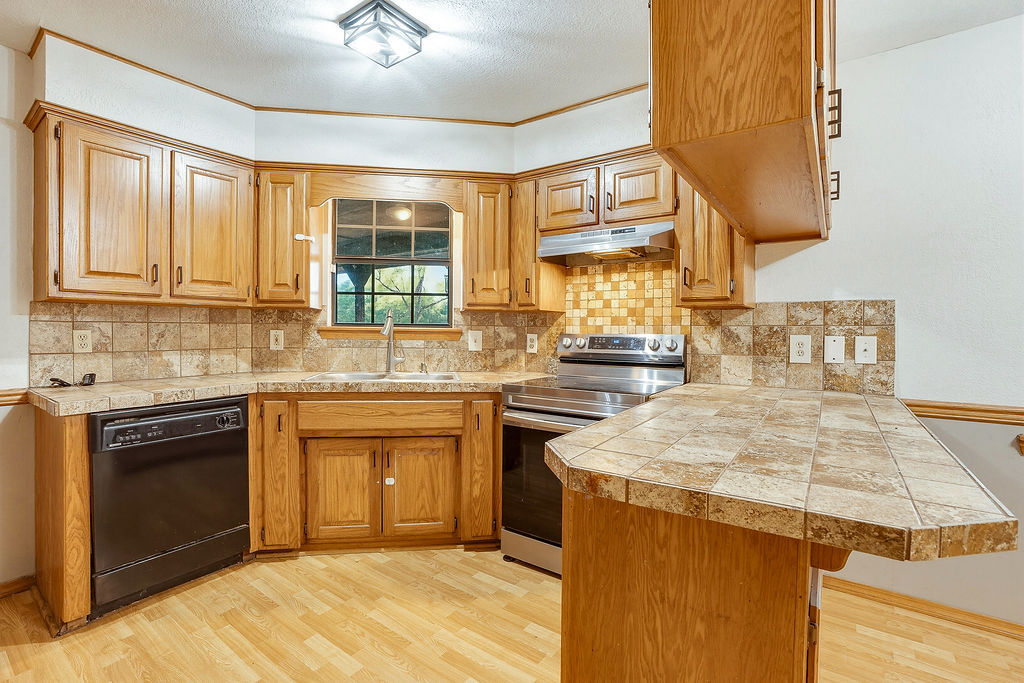 16771 County Road 3547 Property Photo 18