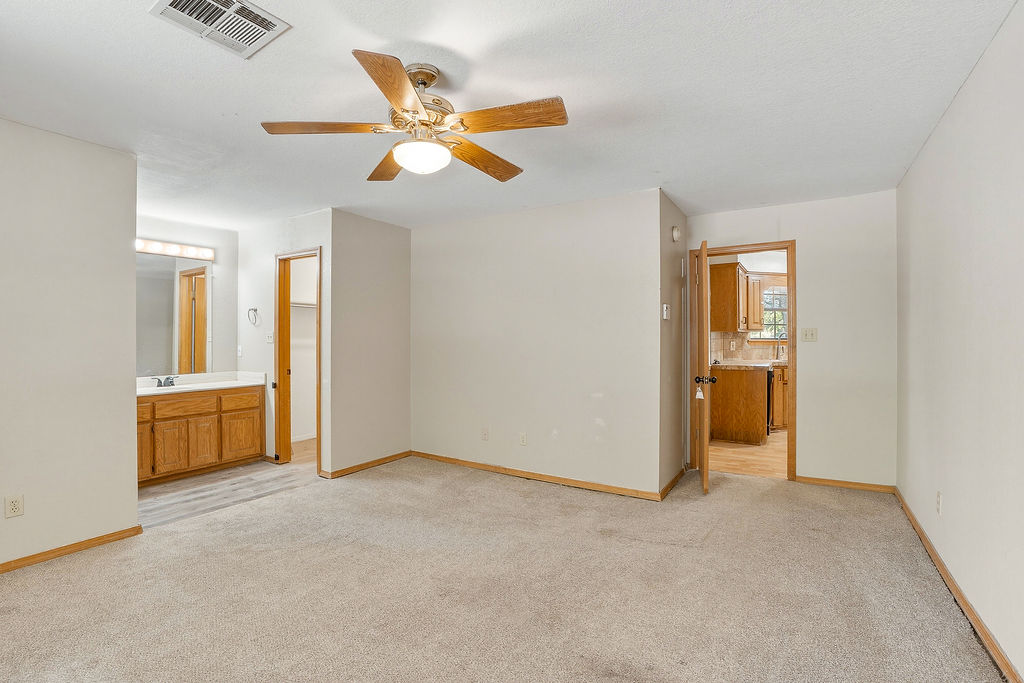 16771 County Road 3547 Property Photo 20