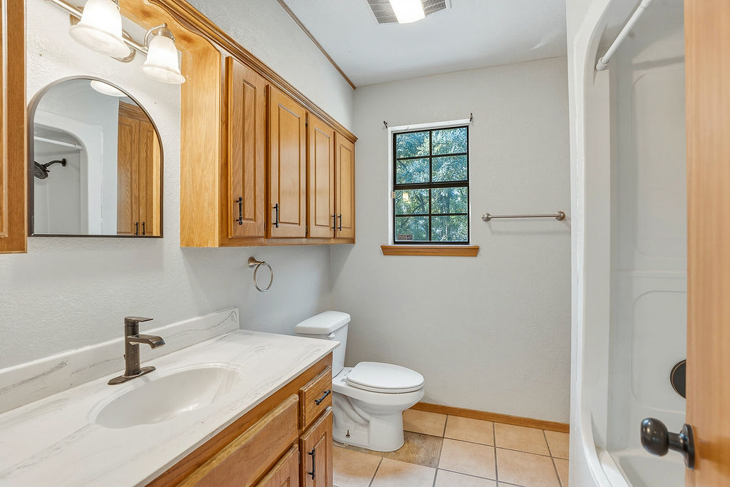 16771 County Road 3547 Property Photo 27