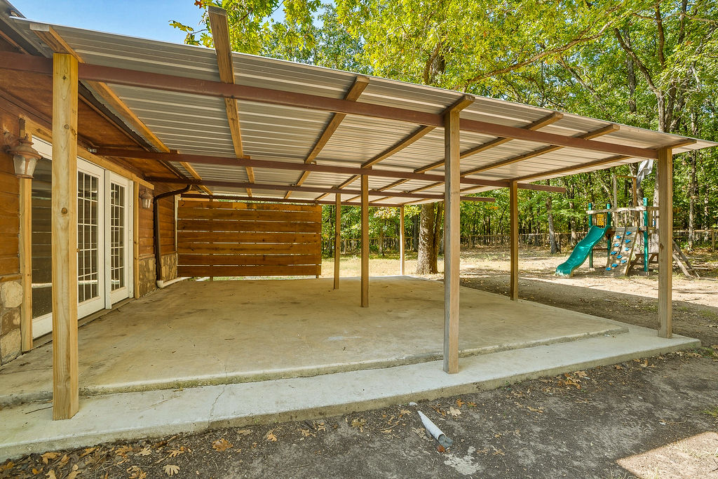 16771 County Road 3547 Property Photo 37