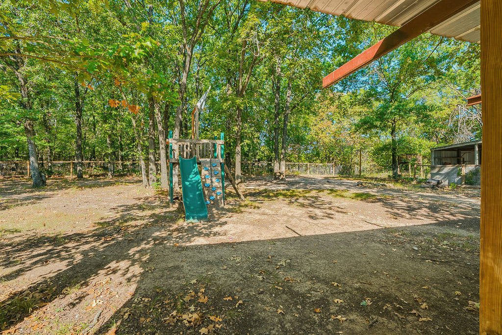 16771 County Road 3547 Property Photo 42