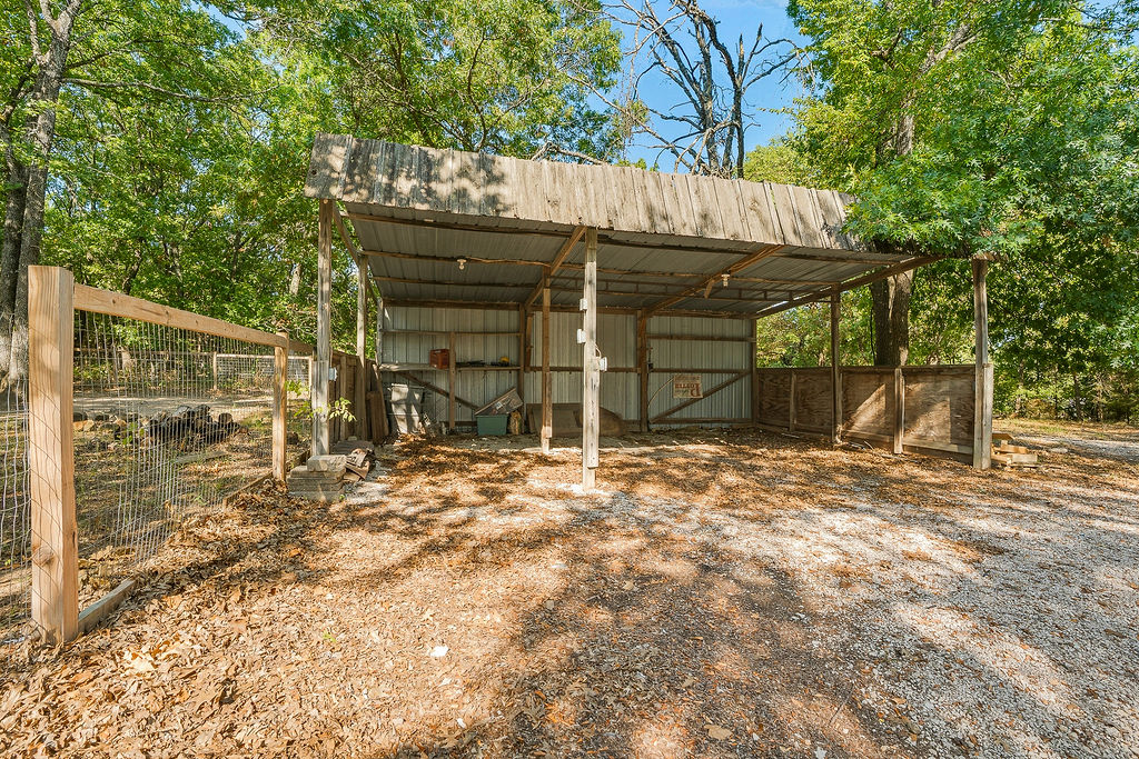 16771 County Road 3547 Property Photo 47