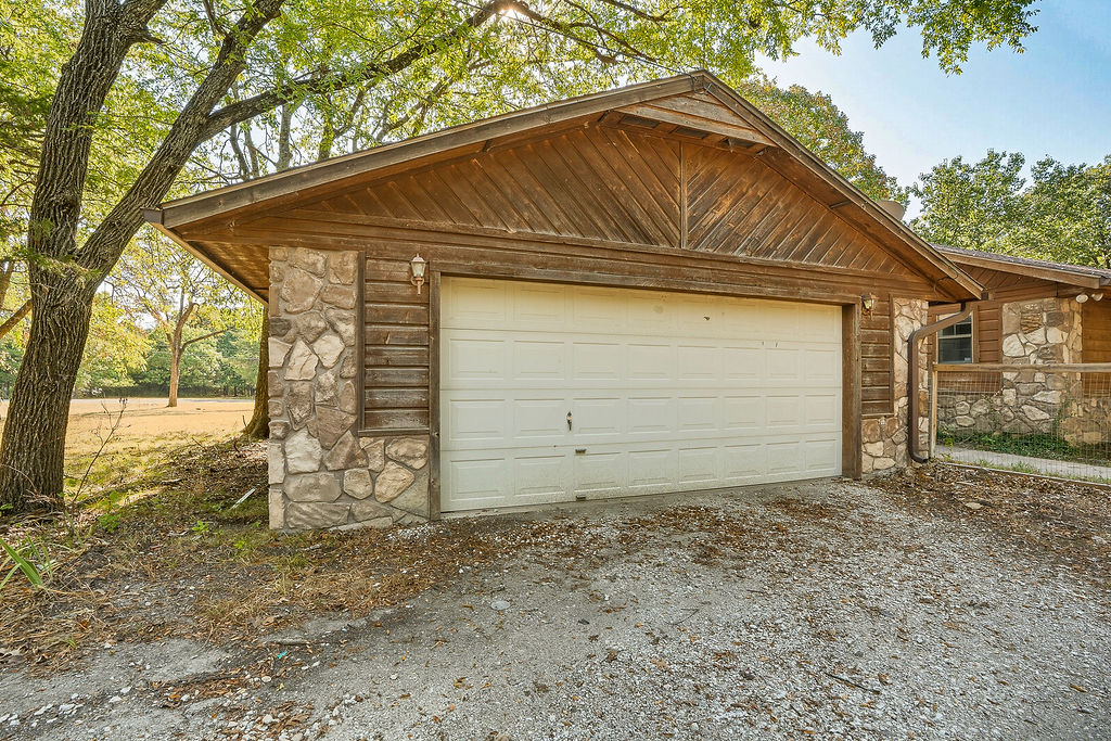 16771 County Road 3547 Property Photo 48
