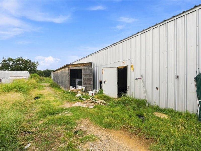 10624 State Highway 11 Property Photo 26