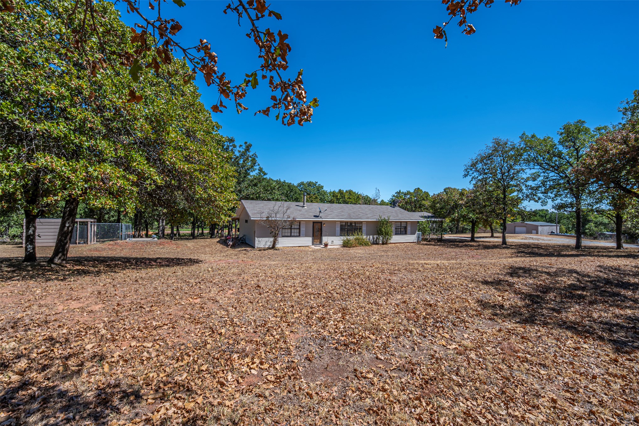 14675 250th Property Photo 8