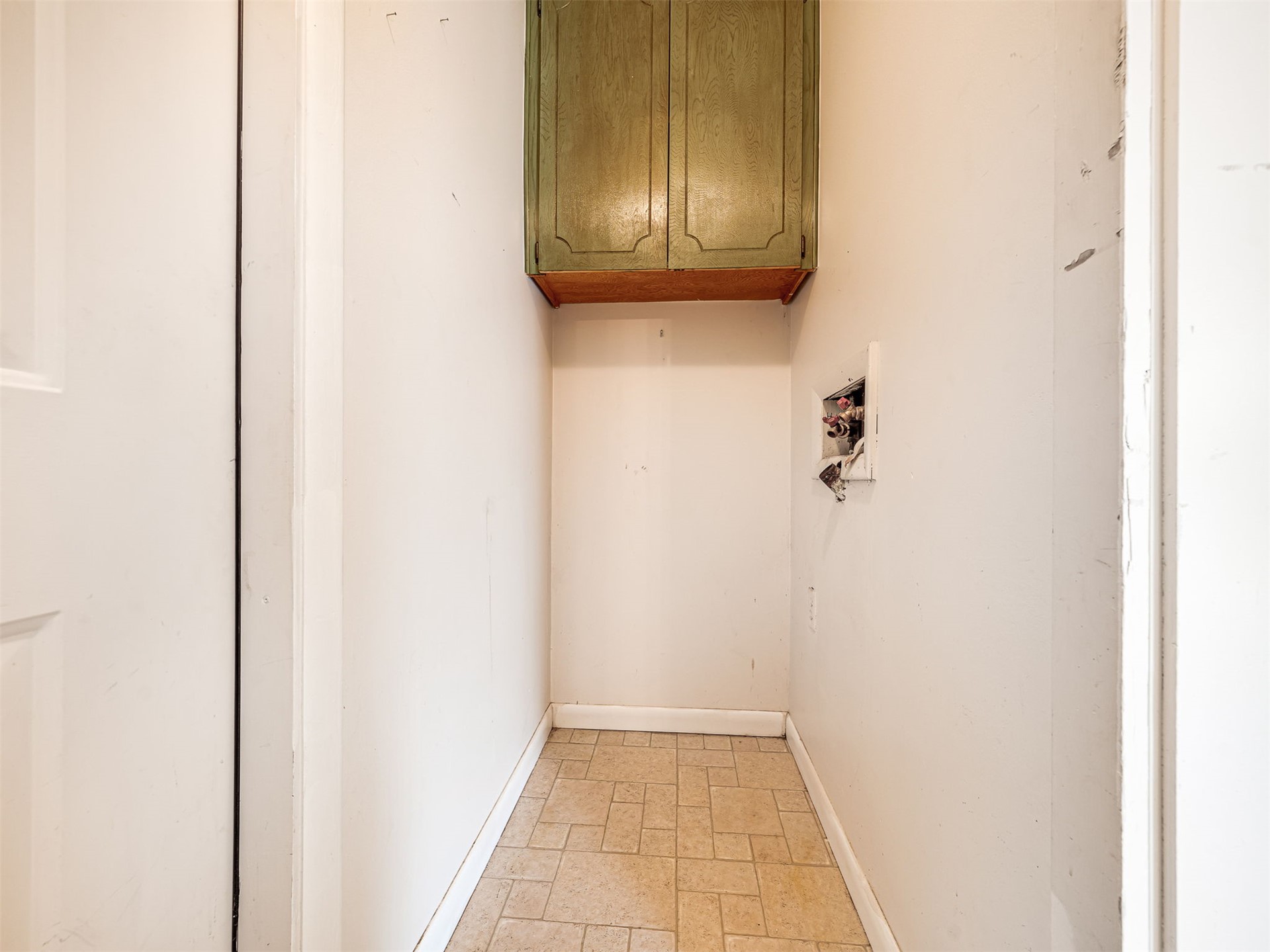 904 E Elgin Place Property Photo 30