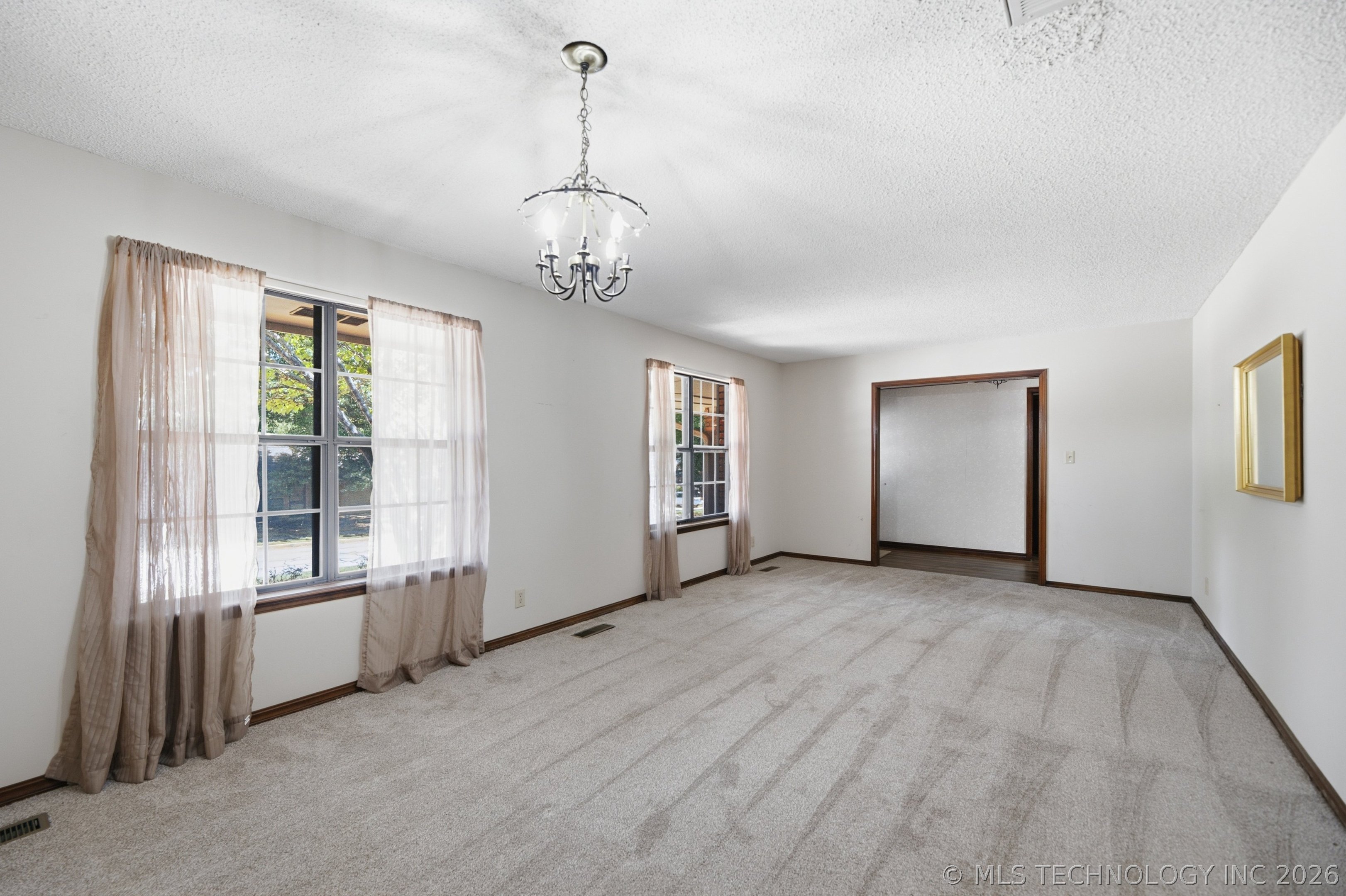 6700 S 5th Avenue Property Photo 5