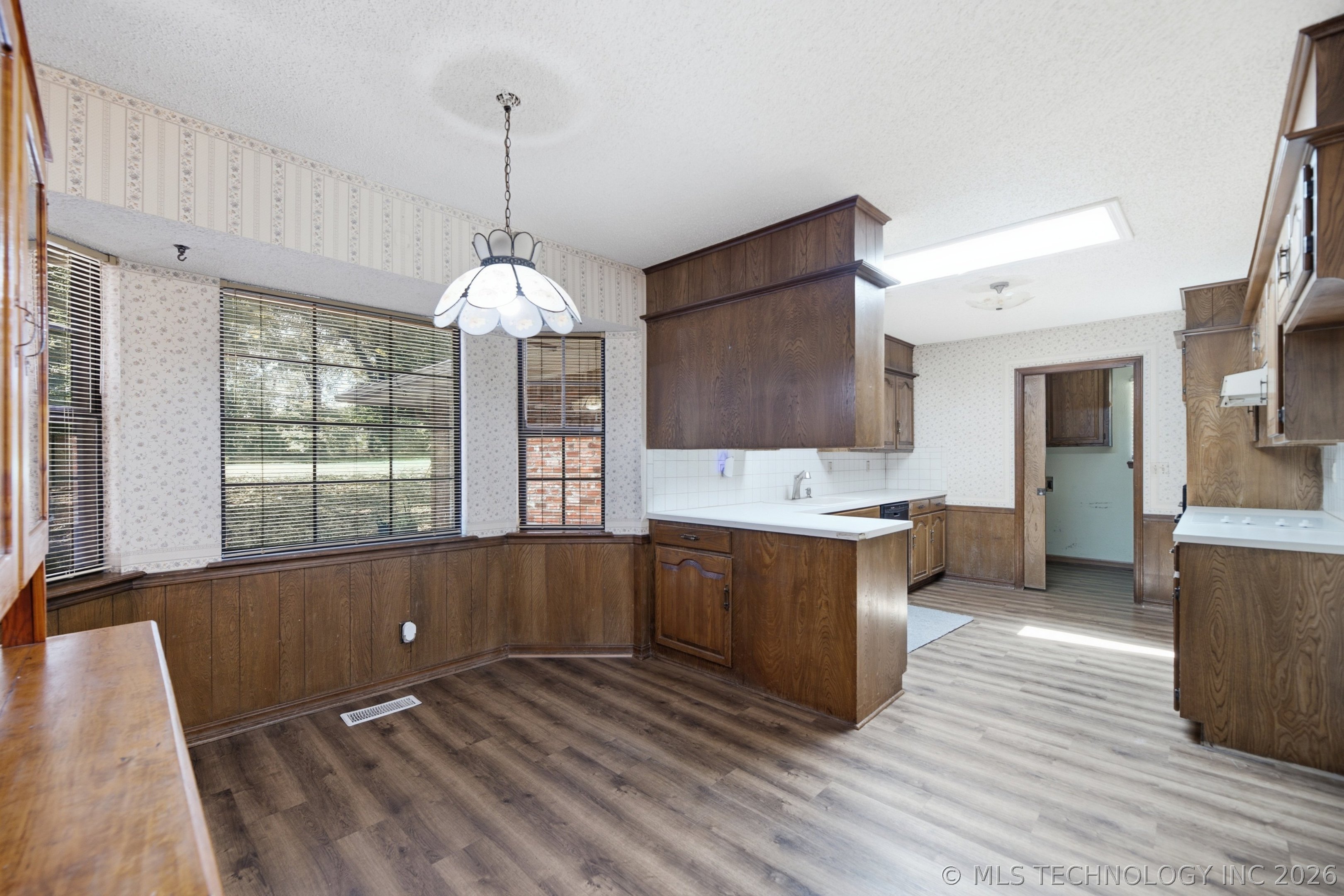 6700 S 5th Avenue Property Photo 9