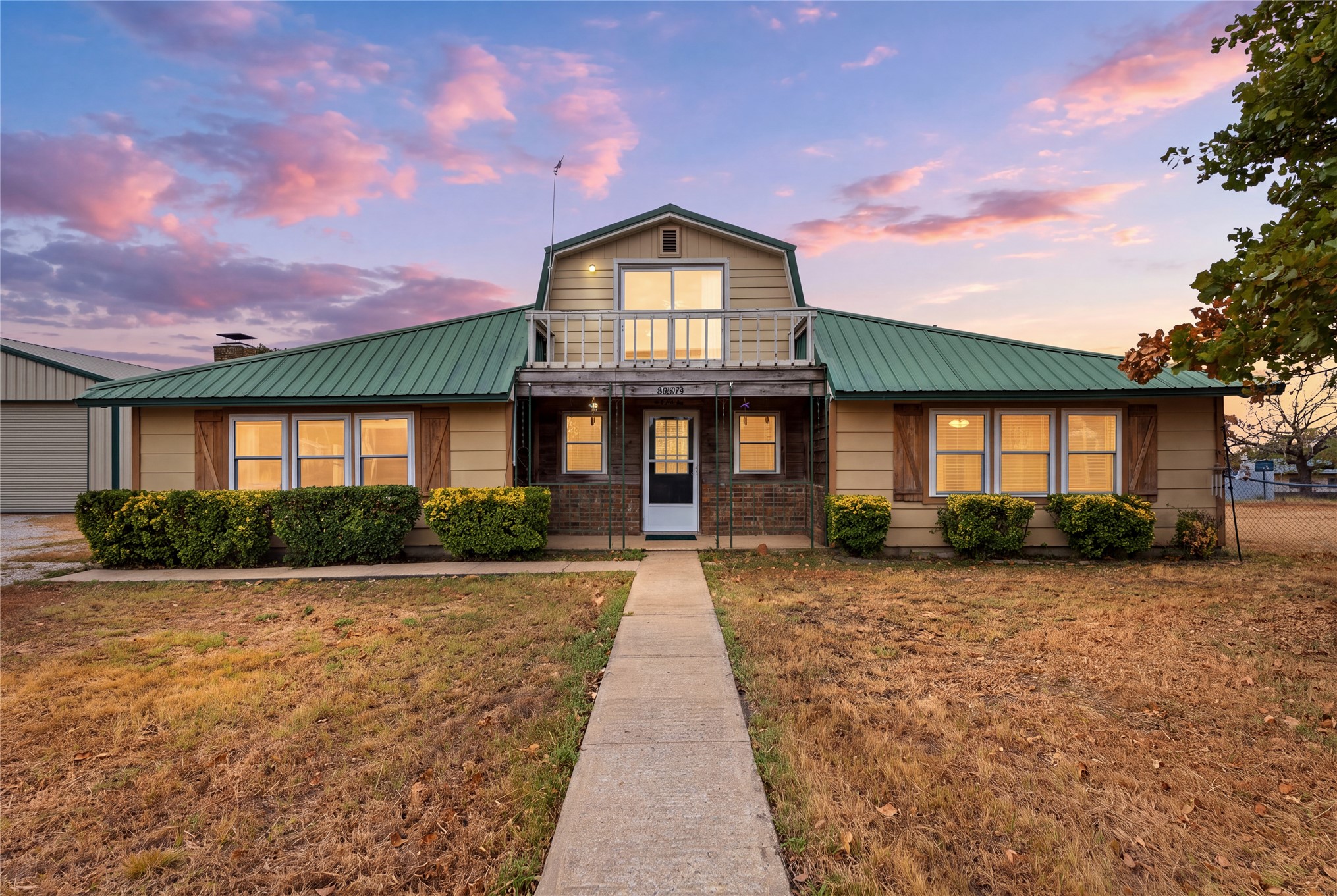 448644 E 979 Road Property Photo 1