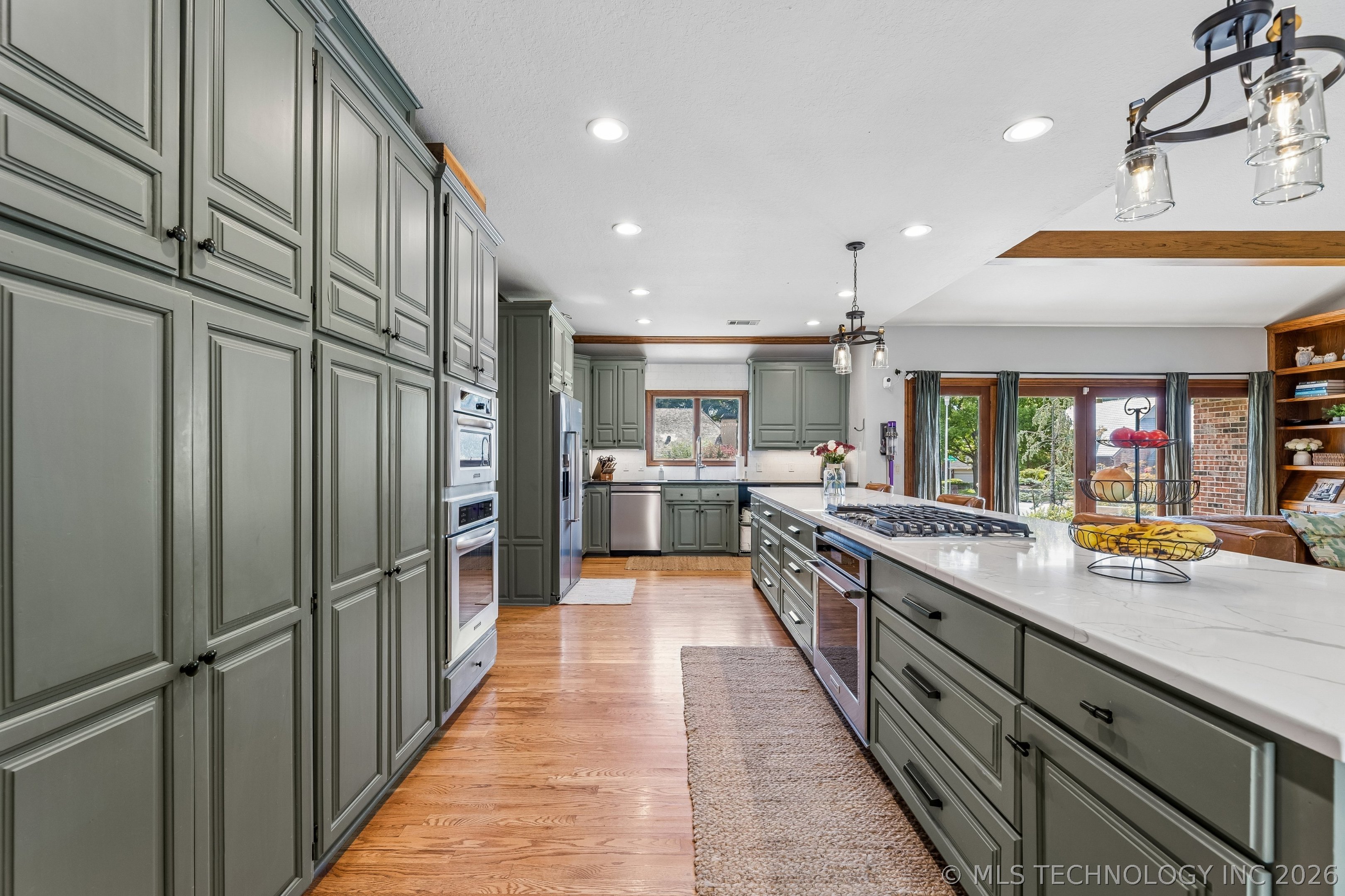 6172 S Marion Avenue Property Photo 18