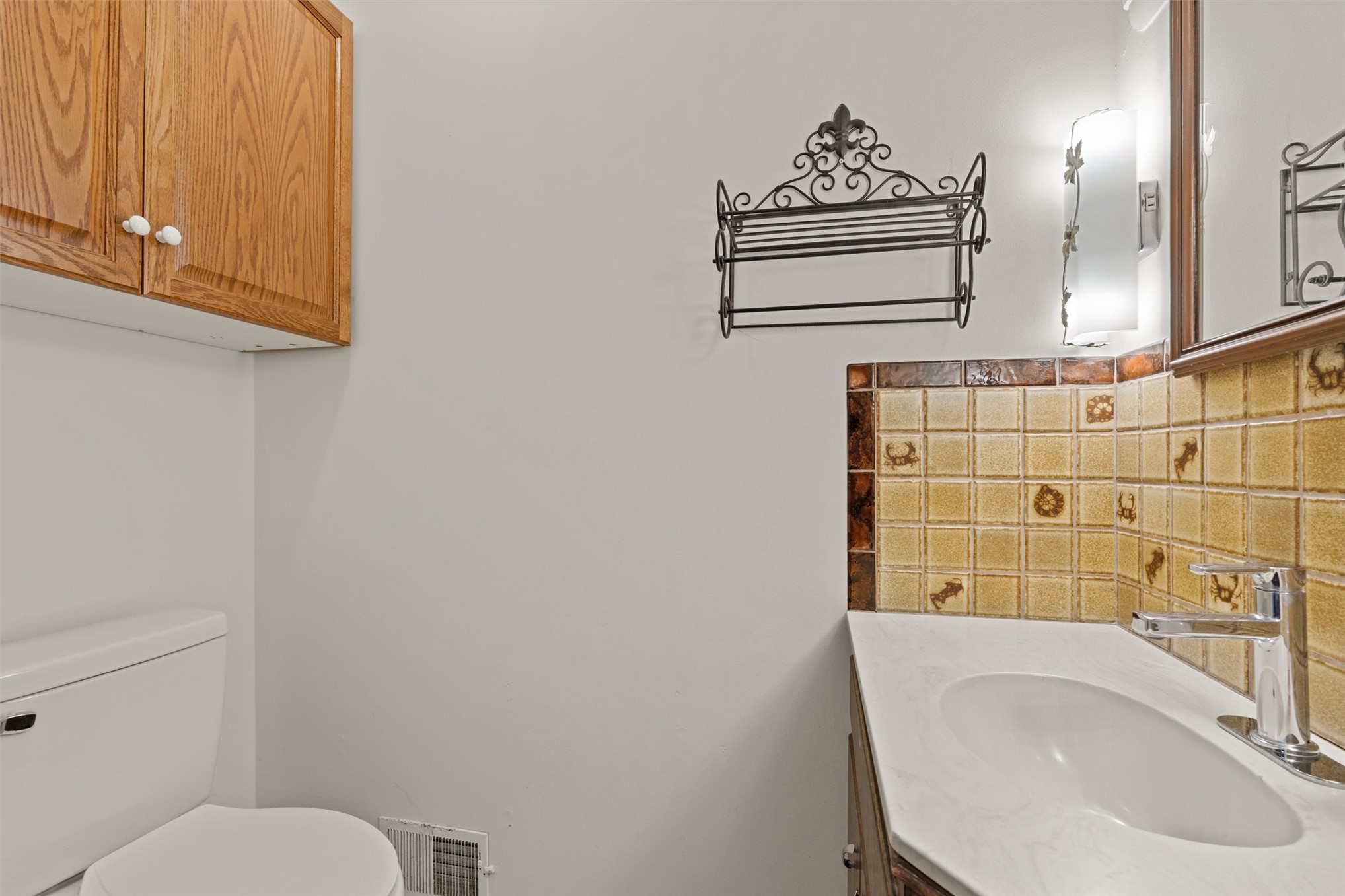 143 Ramblewood Road Property Photo 6