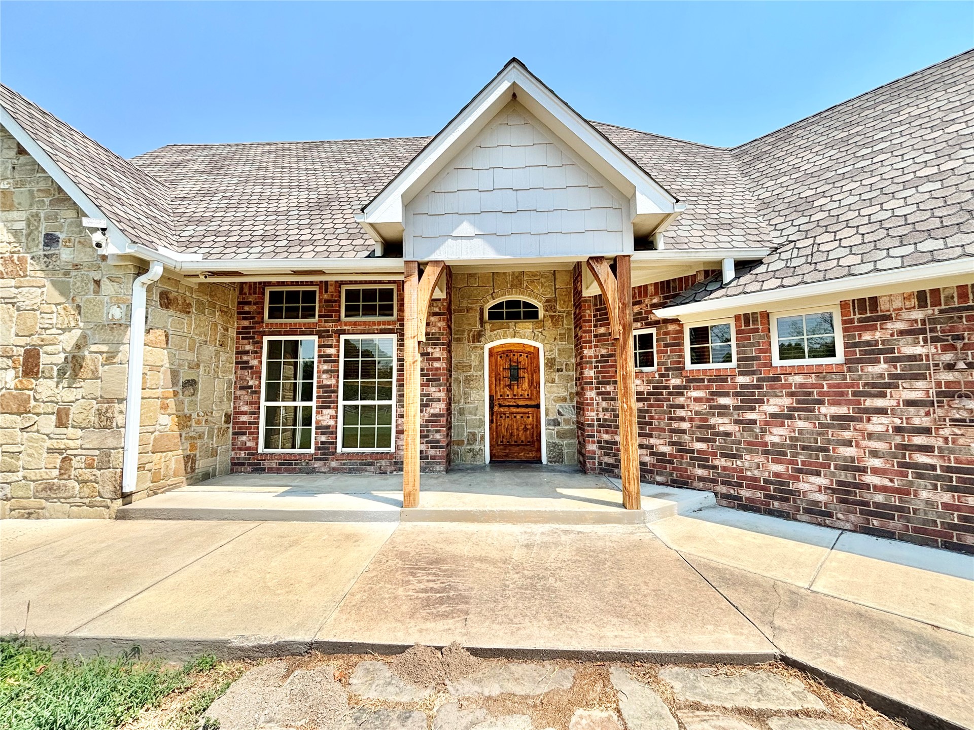 143 N Bk 700 Road Property Photo 5