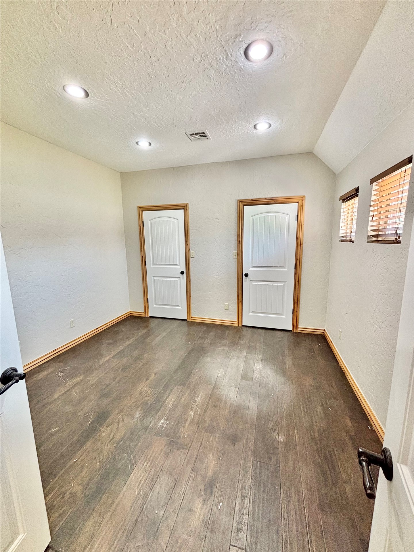 143 N Bk 700 Road Property Photo 17