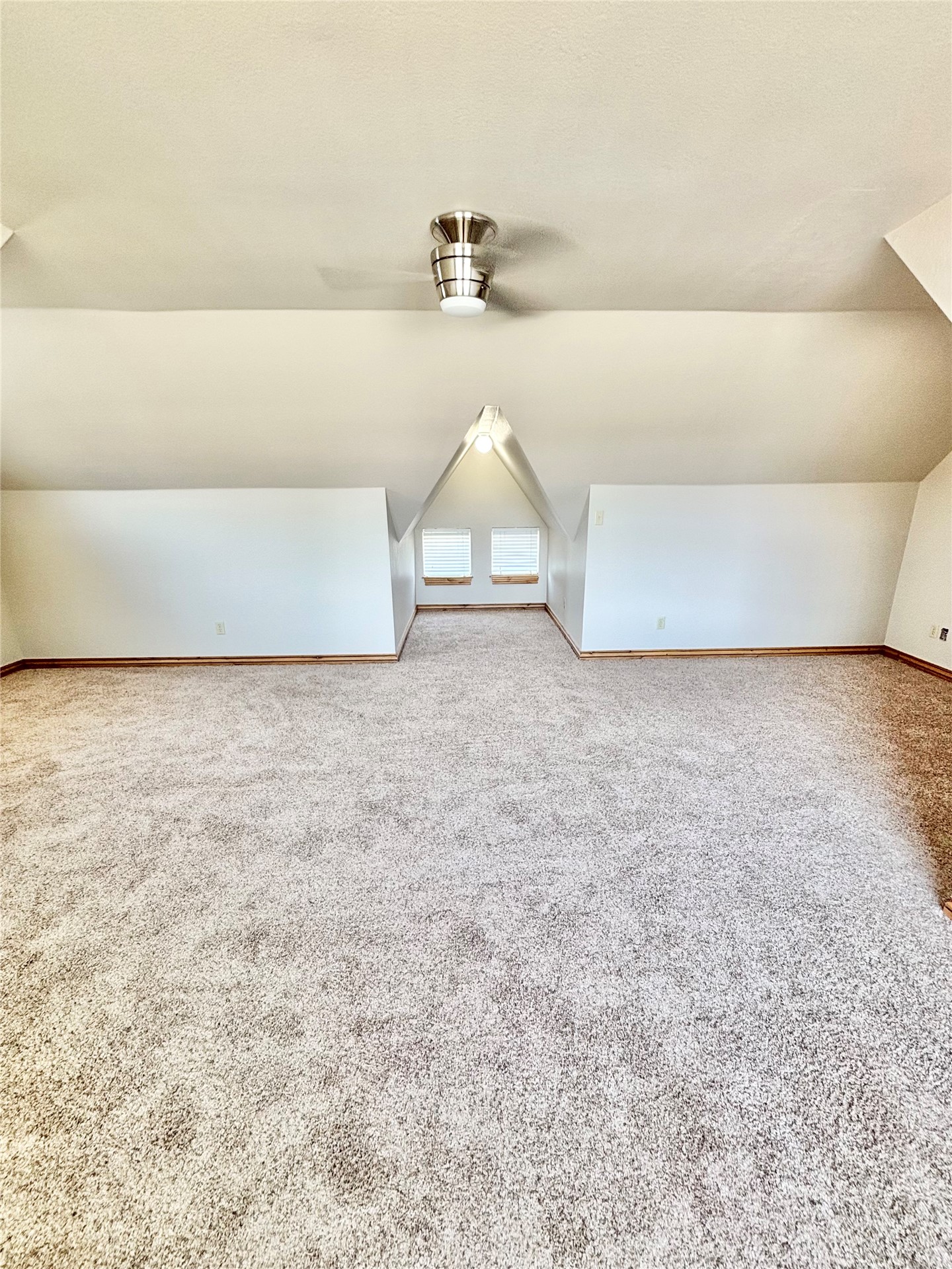 143 N Bk 700 Road Property Photo 38