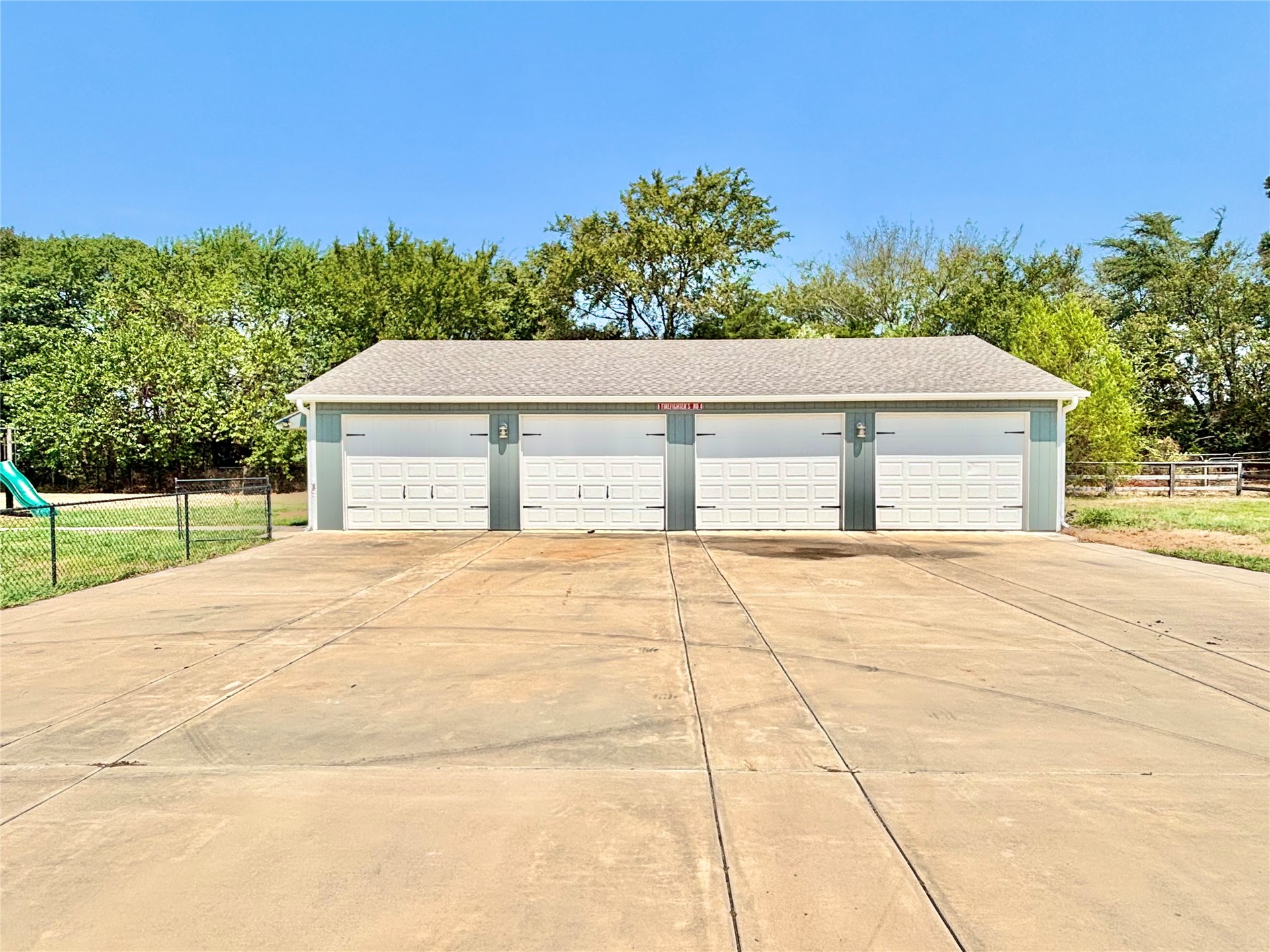 143 N Bk 700 Road Property Photo 49