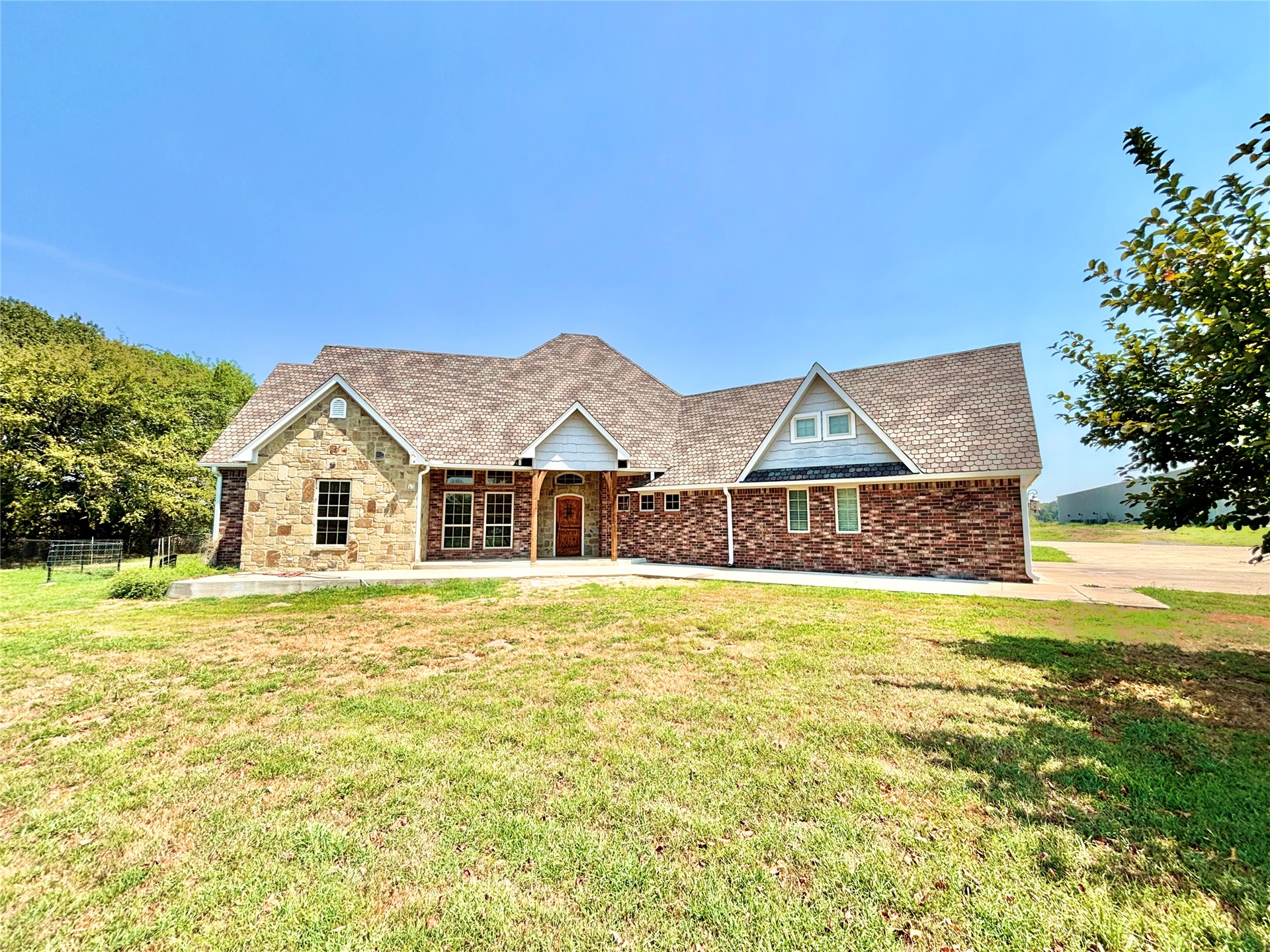 143 N Bk 700 Road Property Photo 57