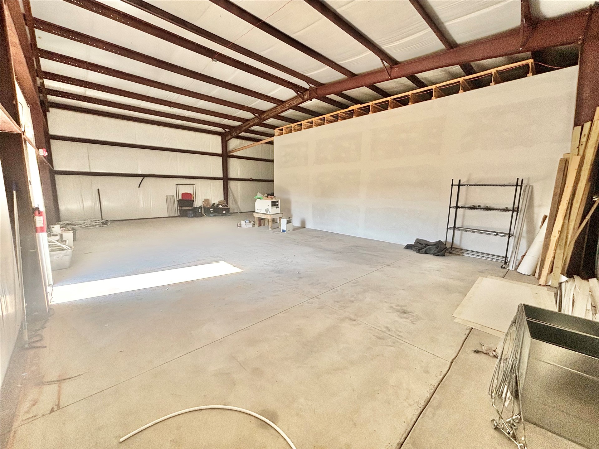 143 N Bk 700 Road Property Photo 63