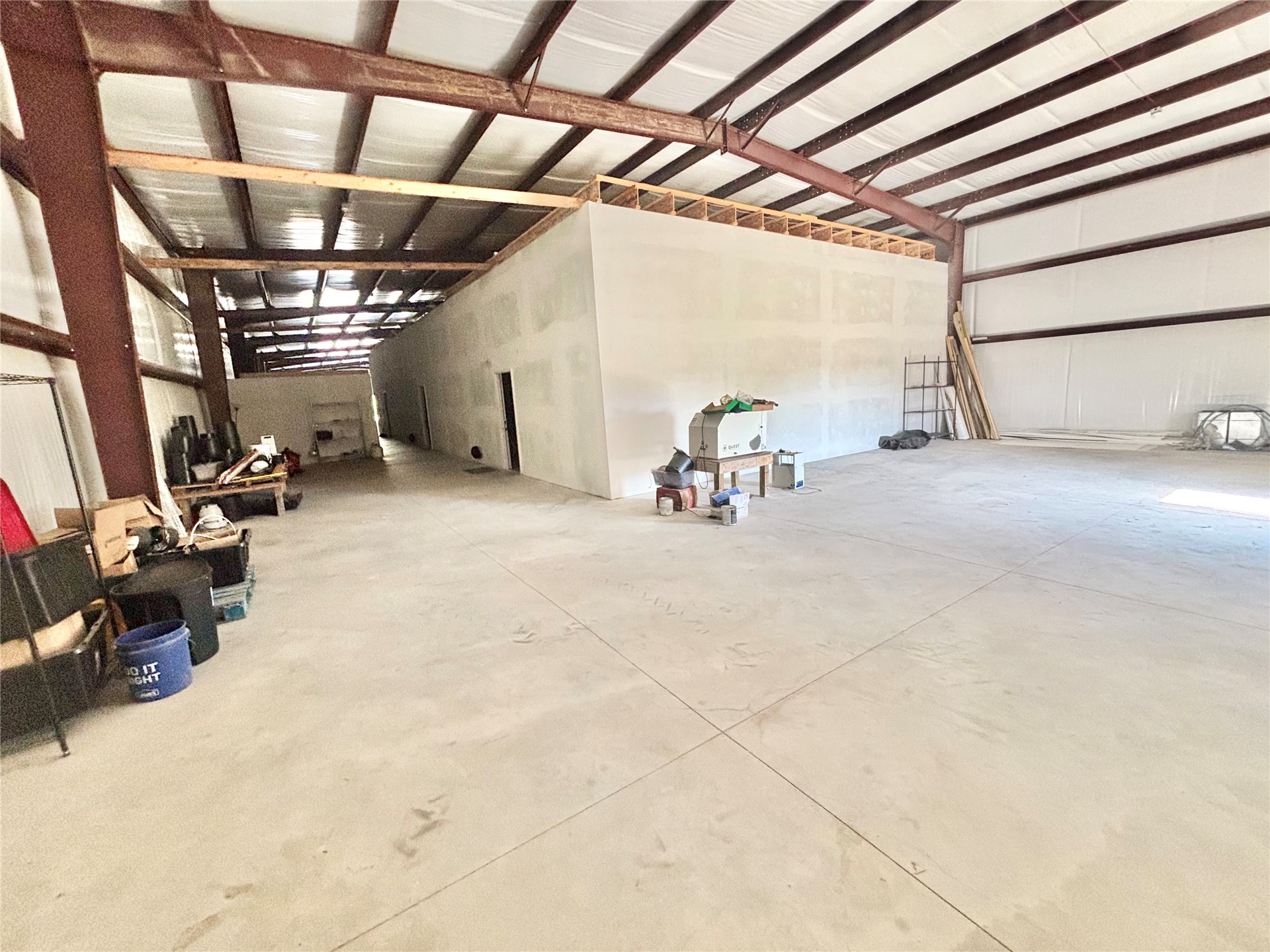 143 N Bk 700 Road Property Photo 69