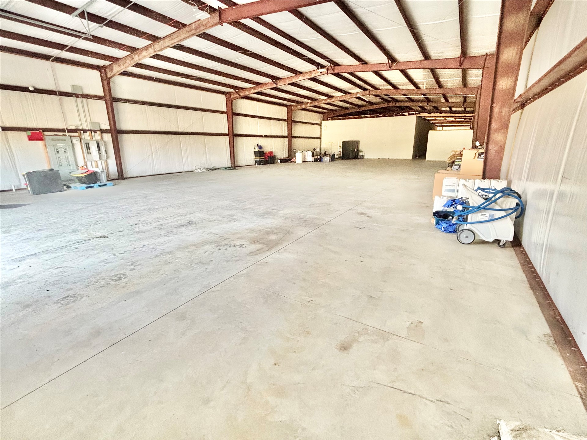 143 N Bk 700 Road Property Photo 80