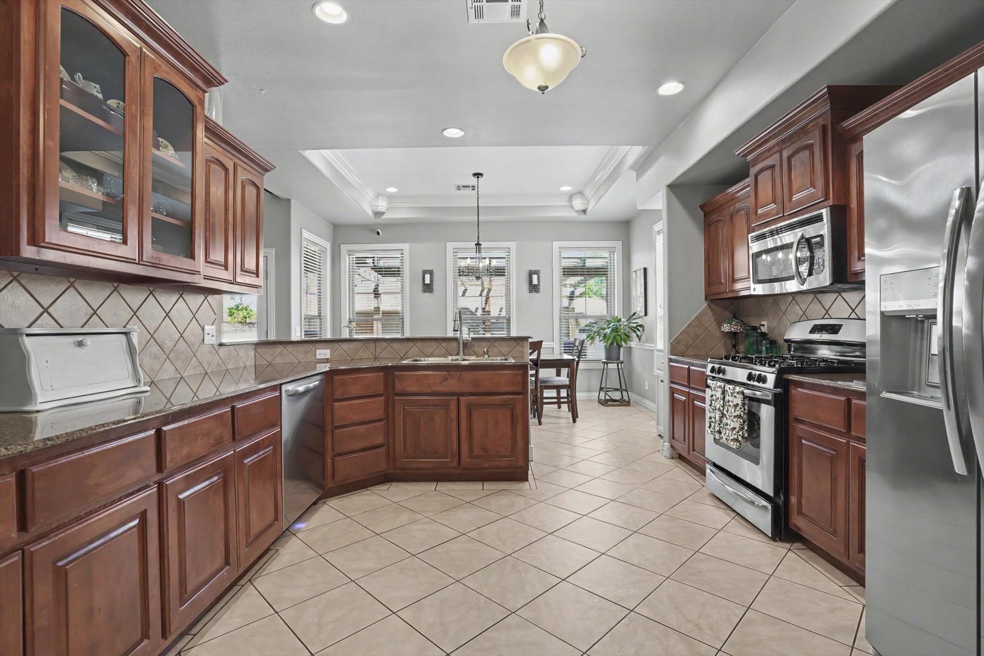 1300 E Canton Street Property Photo 15